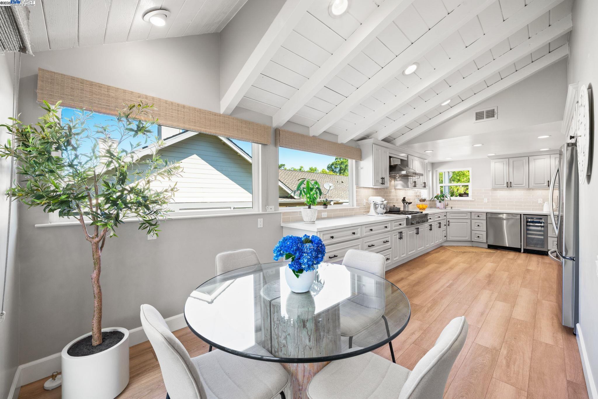 Photo #13: 41103339 Listing: Photo #13