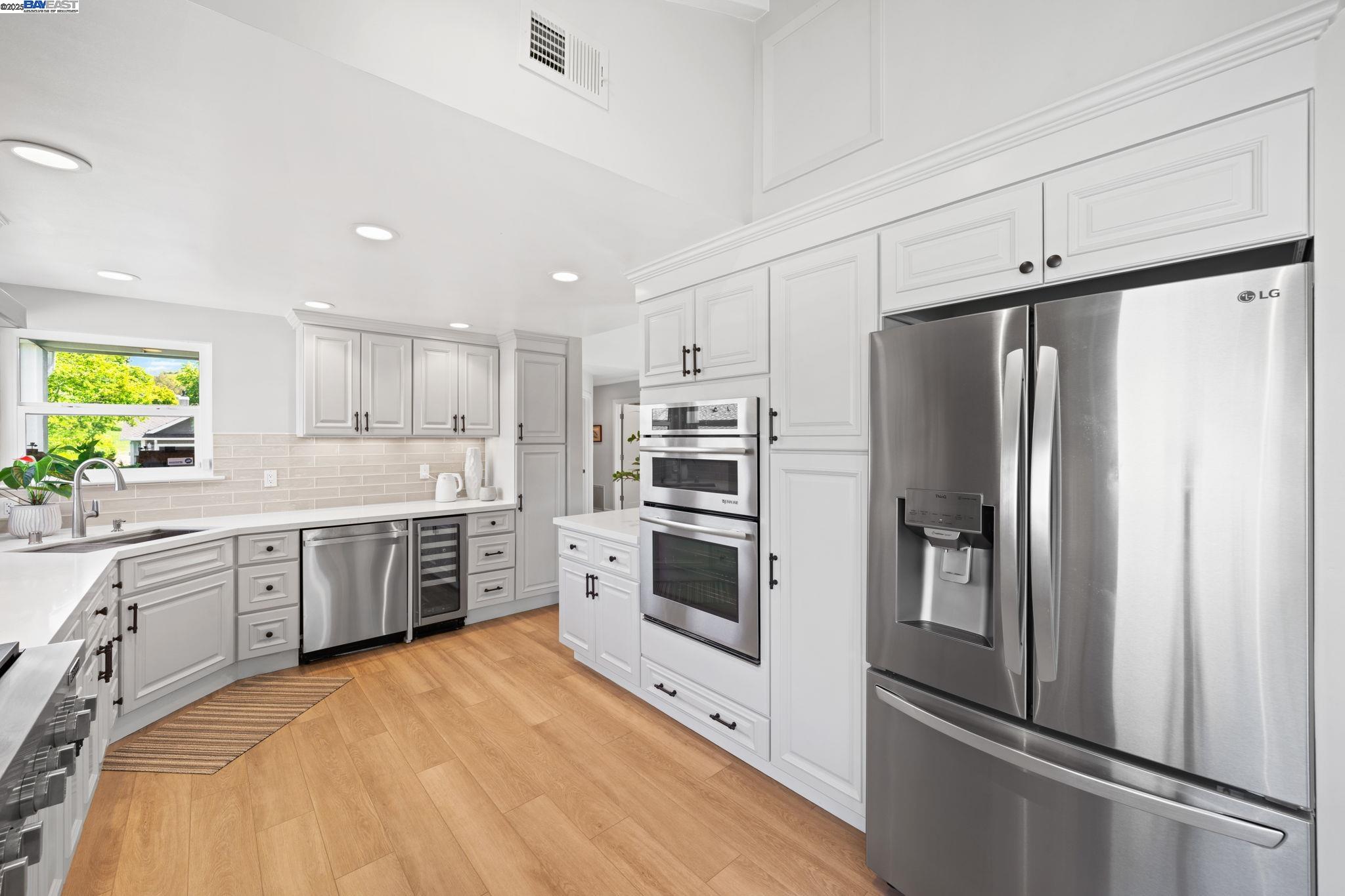 Photo #17: 41103339 Listing: Photo #17