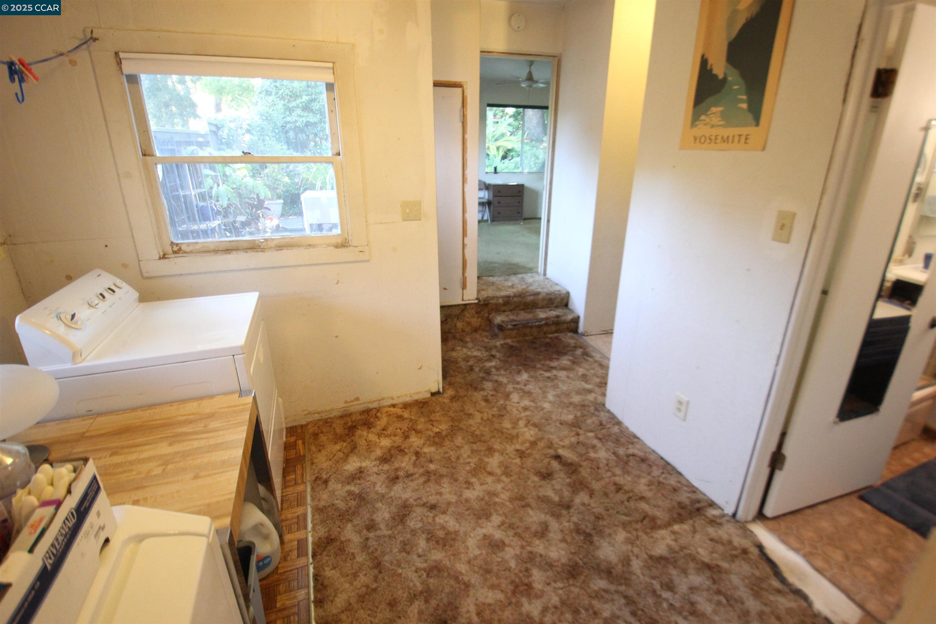 2136 Monterey Ave, Martinez, California 94553, 2 Bedrooms Bedrooms, 5 Rooms Rooms,1 BathroomBathrooms,Residential,For Sale,2136 Monterey Ave,41103340