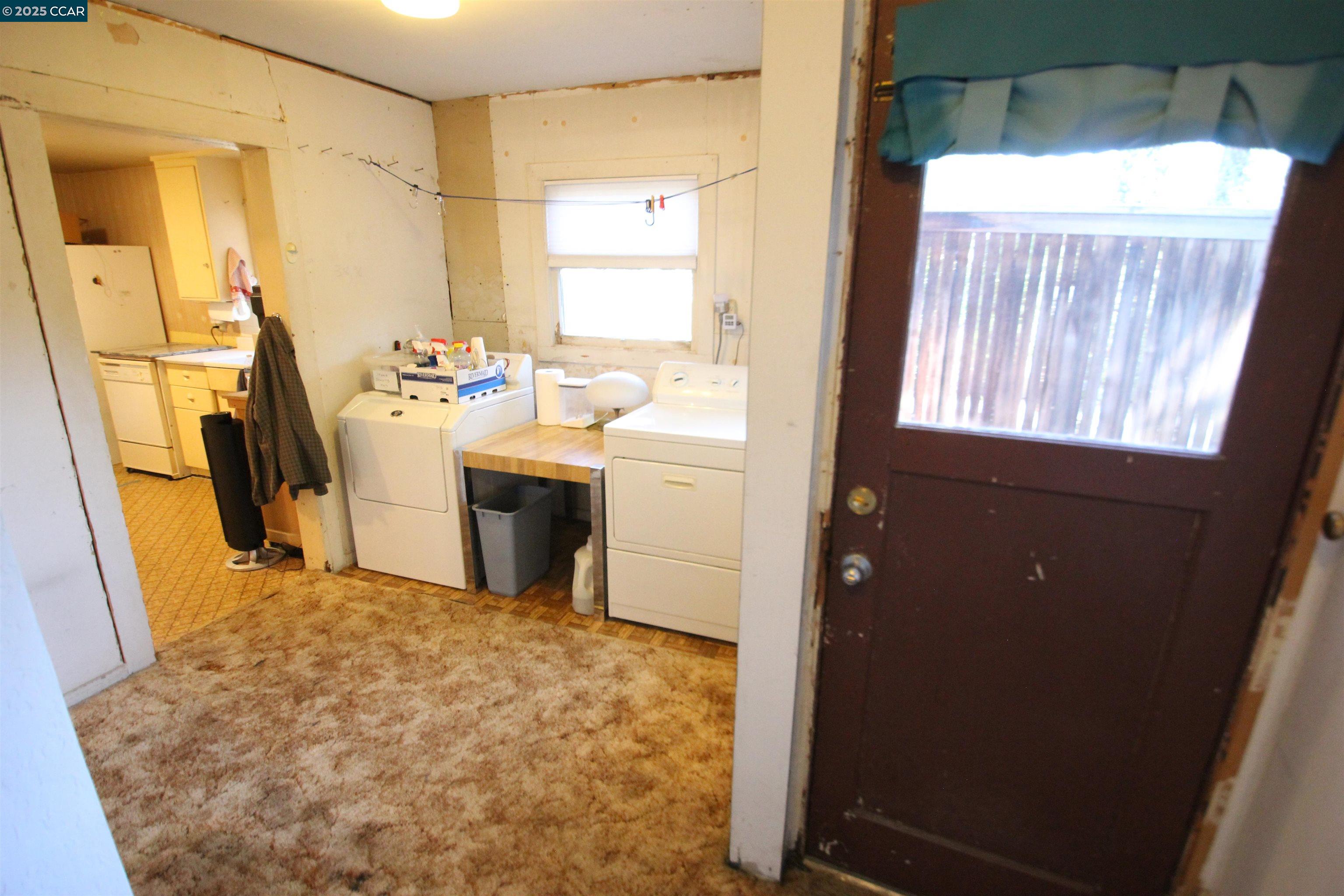 2136 Monterey Ave, Martinez, California 94553, 2 Bedrooms Bedrooms, 5 Rooms Rooms,1 BathroomBathrooms,Residential,For Sale,2136 Monterey Ave,41103340