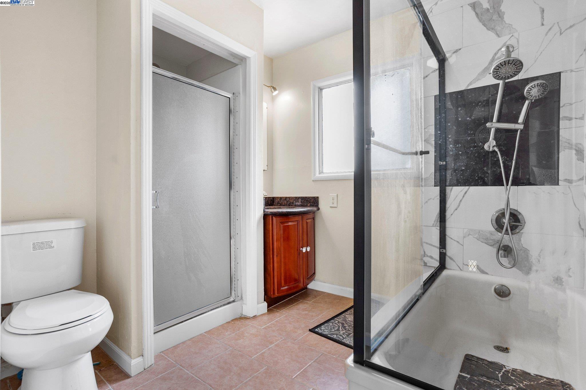 Detail Gallery Image 16 of 28 For 127 Grove St, Richmond,  CA 94804 - 3 Beds | 175/1 Baths