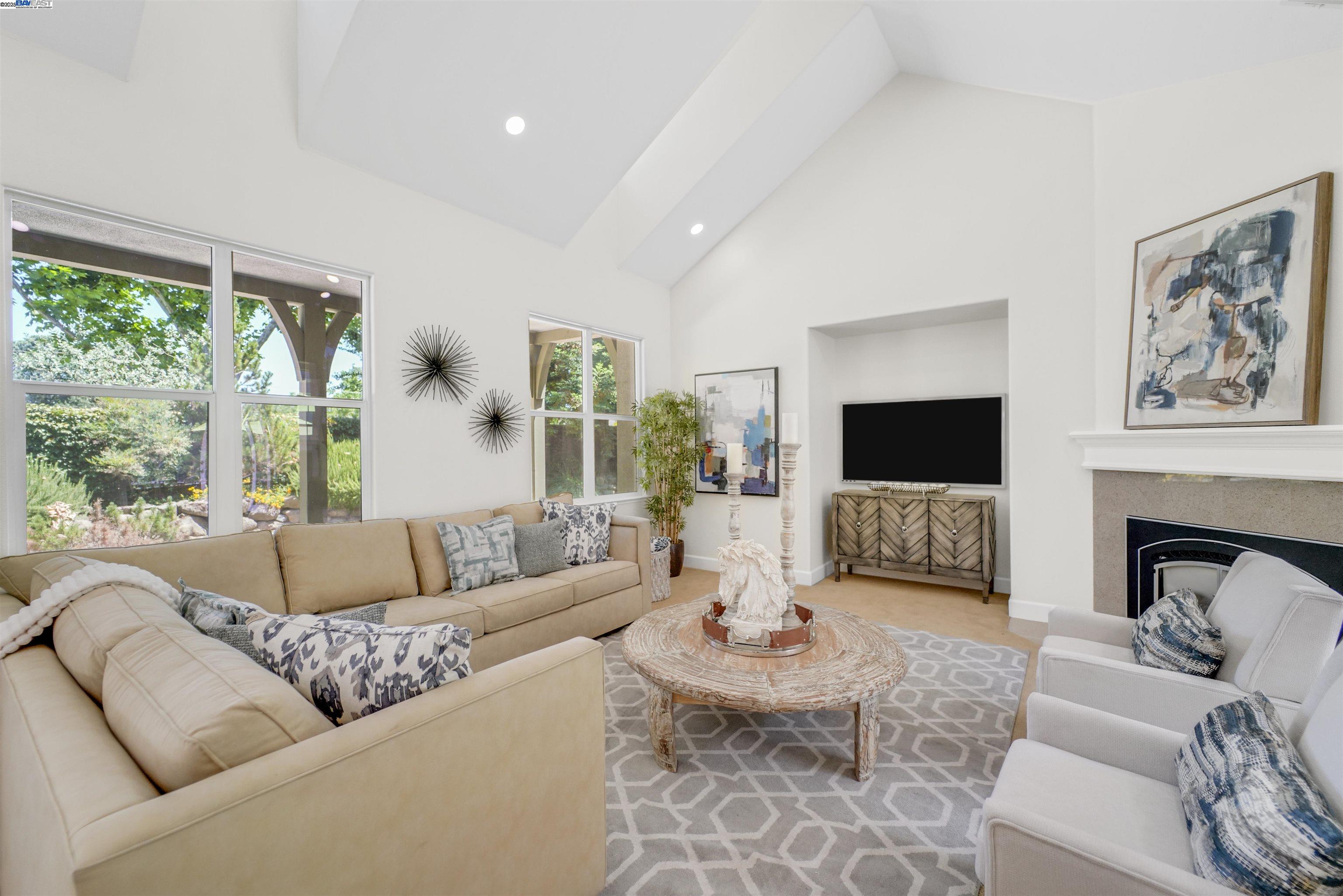 1993 Fairway Oaks Dr, Ripon, California 95366, 3 Bedrooms Bedrooms, 7 Rooms Rooms,3 BathroomsBathrooms,Residential,For Sale,1993 Fairway Oaks Dr,41103343