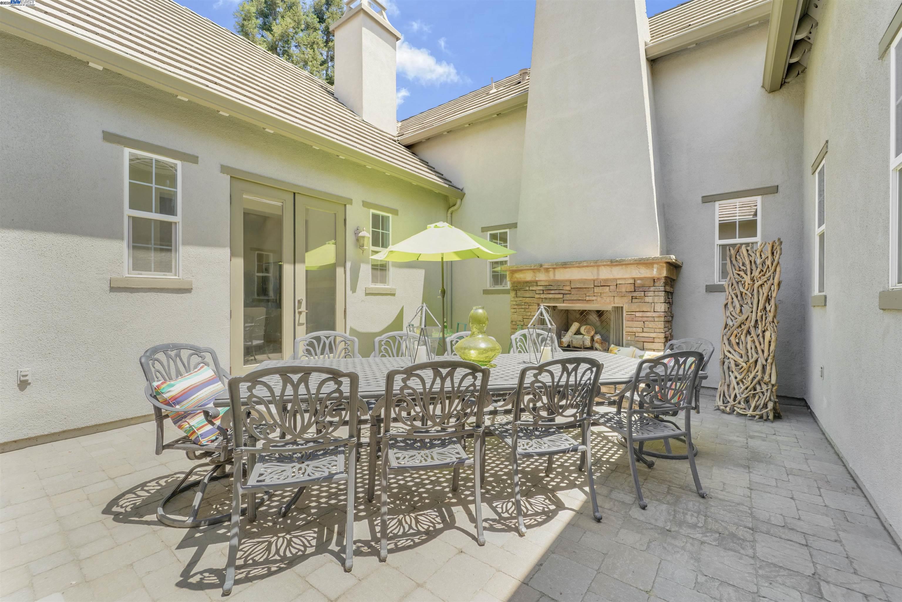 1993 Fairway Oaks Dr, Ripon, California 95366, 3 Bedrooms Bedrooms, 7 Rooms Rooms,3 BathroomsBathrooms,Residential,For Sale,1993 Fairway Oaks Dr,41103343