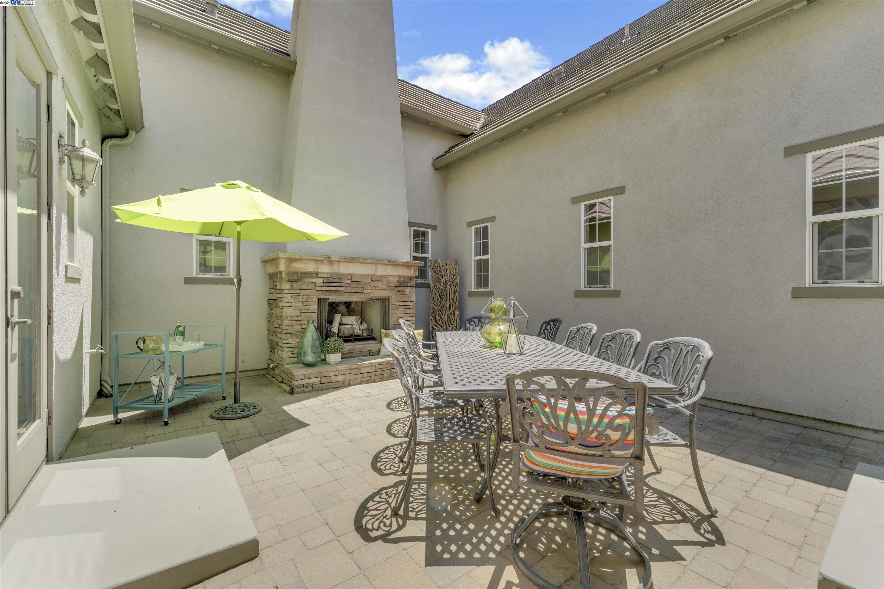 1993 Fairway Oaks Dr, Ripon, California 95366, 3 Bedrooms Bedrooms, 7 Rooms Rooms,3 BathroomsBathrooms,Residential,For Sale,1993 Fairway Oaks Dr,41103343