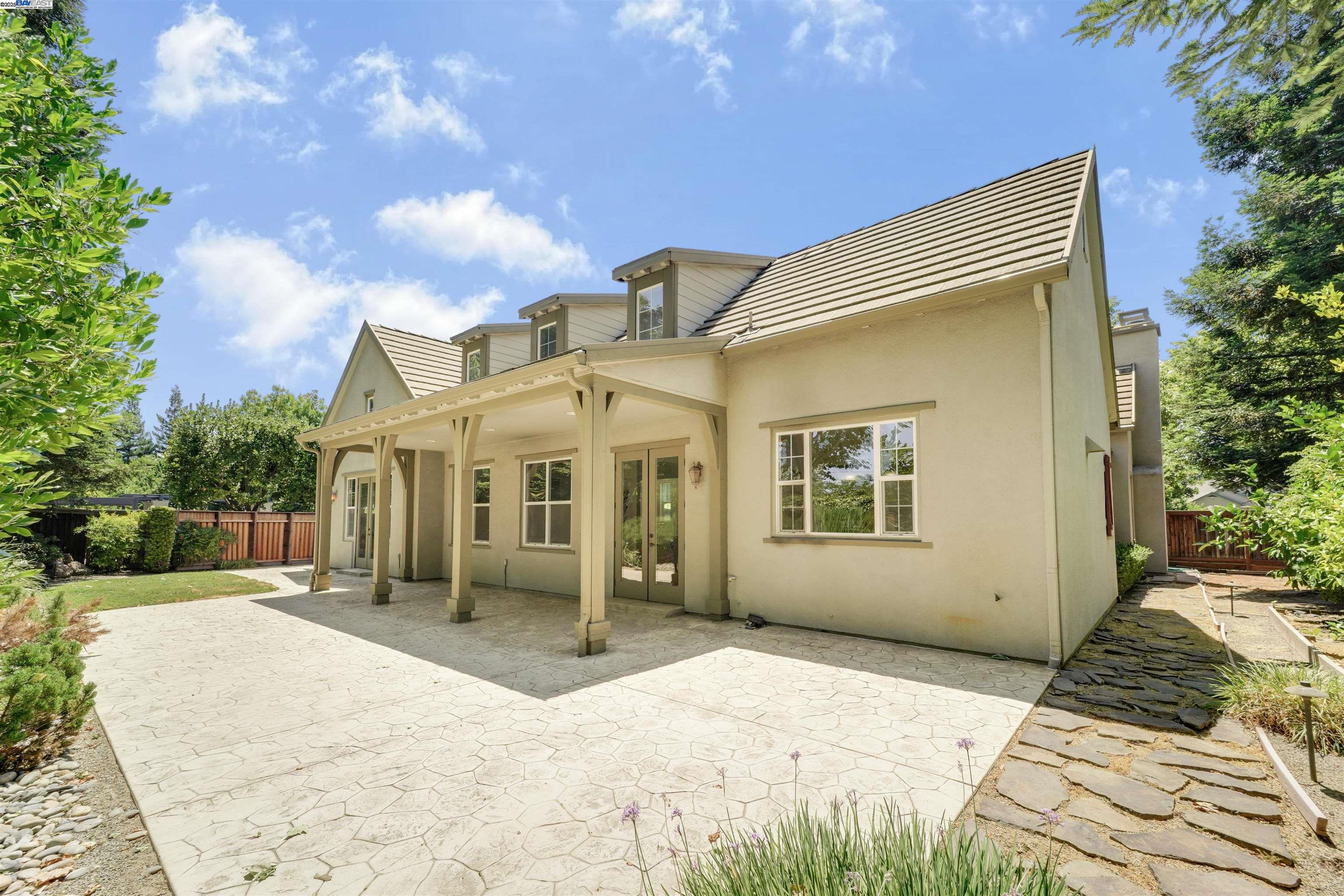 1993 Fairway Oaks Dr, Ripon, California 95366, 3 Bedrooms Bedrooms, 7 Rooms Rooms,3 BathroomsBathrooms,Residential,For Sale,1993 Fairway Oaks Dr,41103343