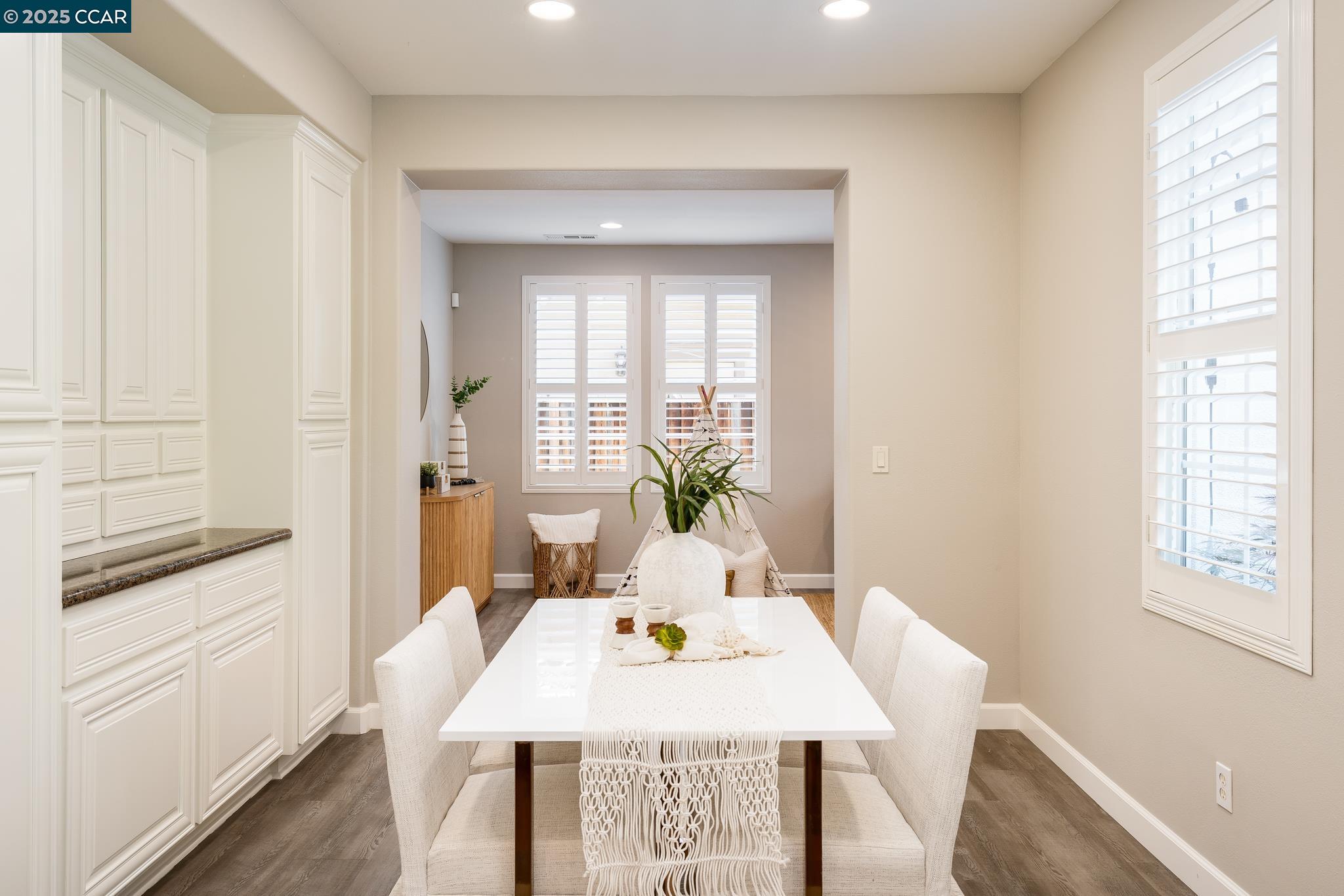 Detail Gallery Image 14 of 43 For 3869 Sunrose Rd, San Ramon,  CA 94582 - 4 Beds | 3/1 Baths