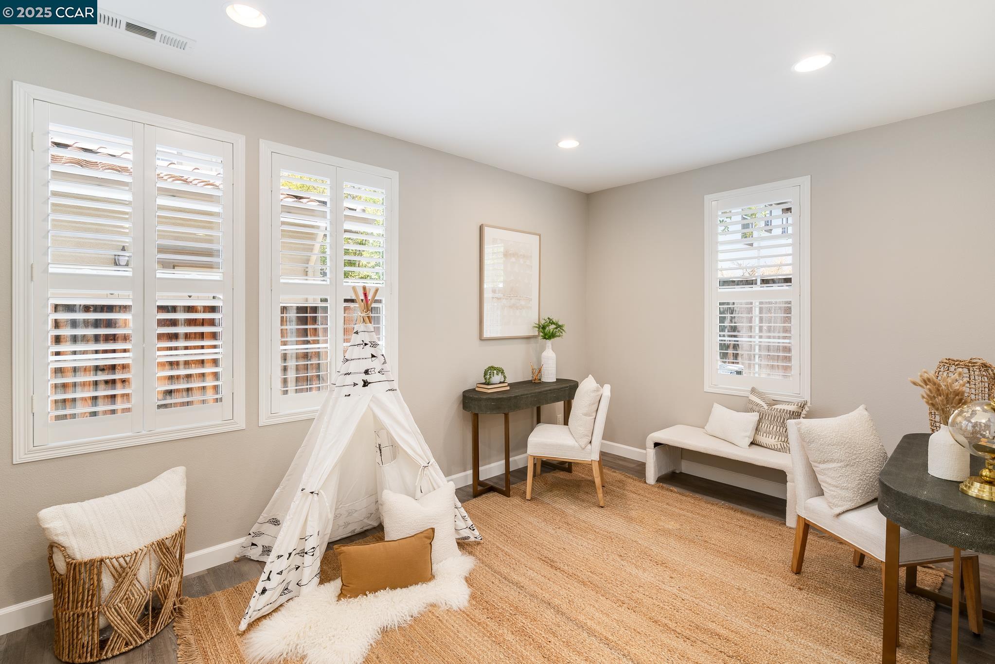 Detail Gallery Image 15 of 43 For 3869 Sunrose Rd, San Ramon,  CA 94582 - 4 Beds | 3/1 Baths
