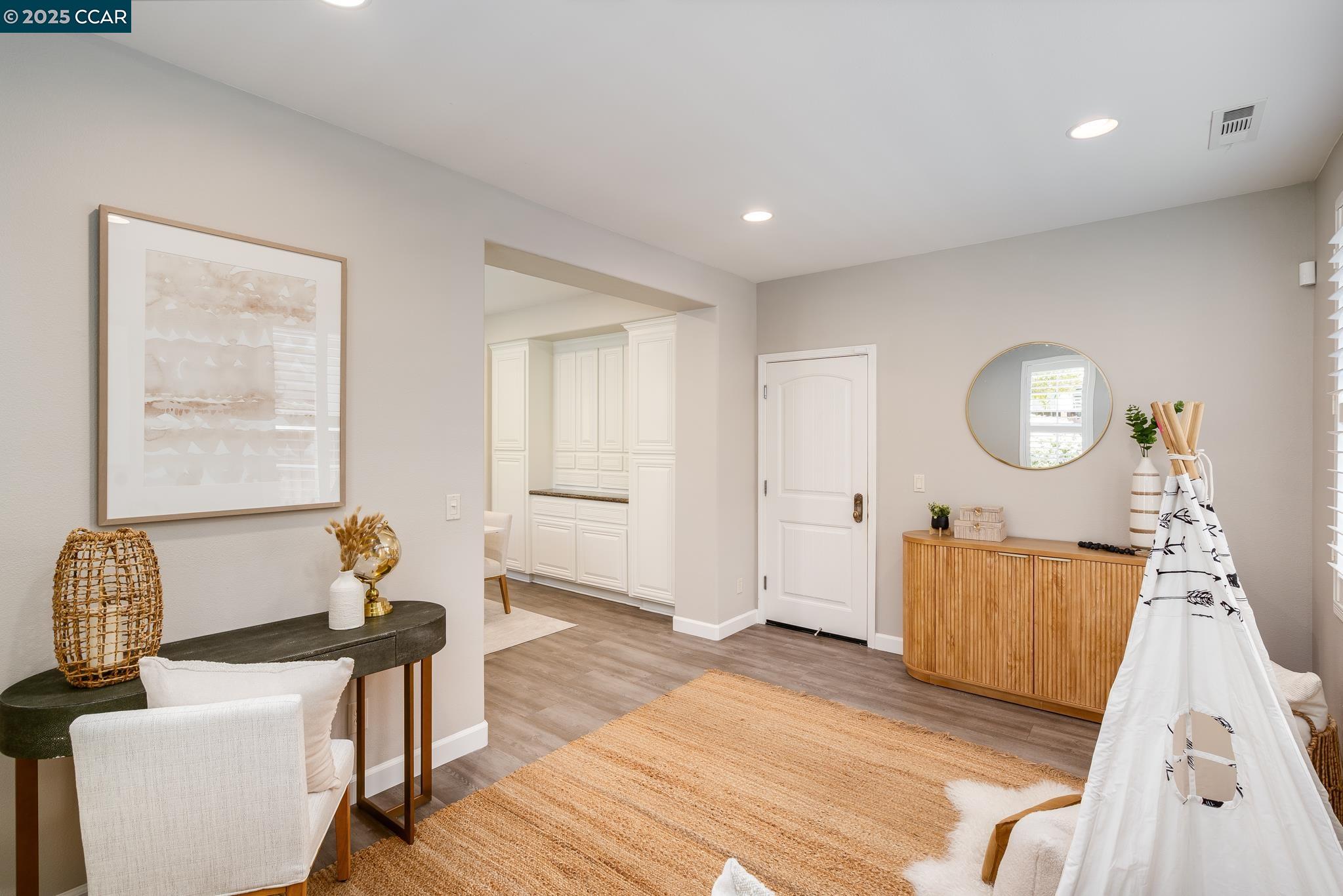 Detail Gallery Image 16 of 43 For 3869 Sunrose Rd, San Ramon,  CA 94582 - 4 Beds | 3/1 Baths