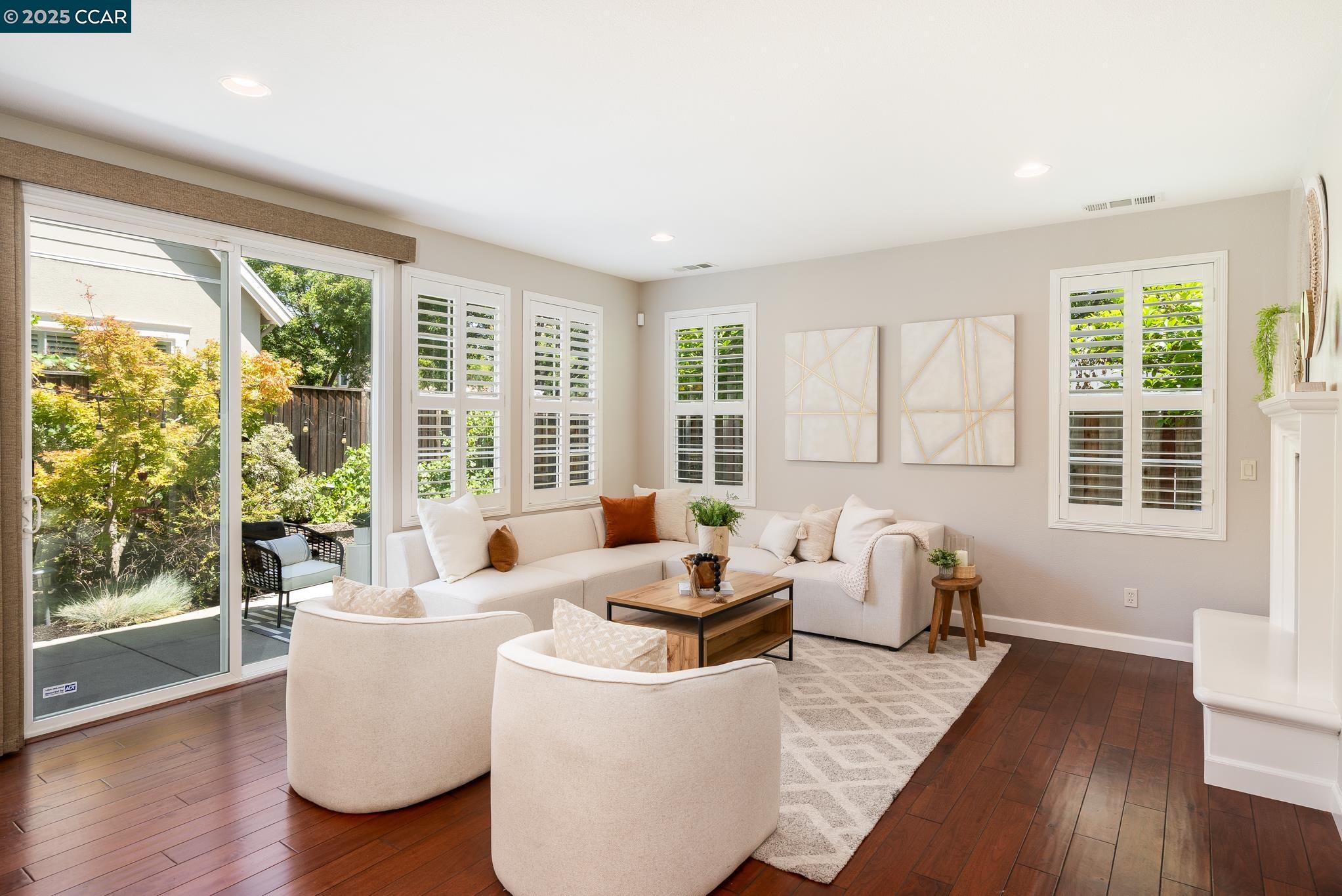 Detail Gallery Image 9 of 43 For 3869 Sunrose Rd, San Ramon,  CA 94582 - 4 Beds | 3/1 Baths