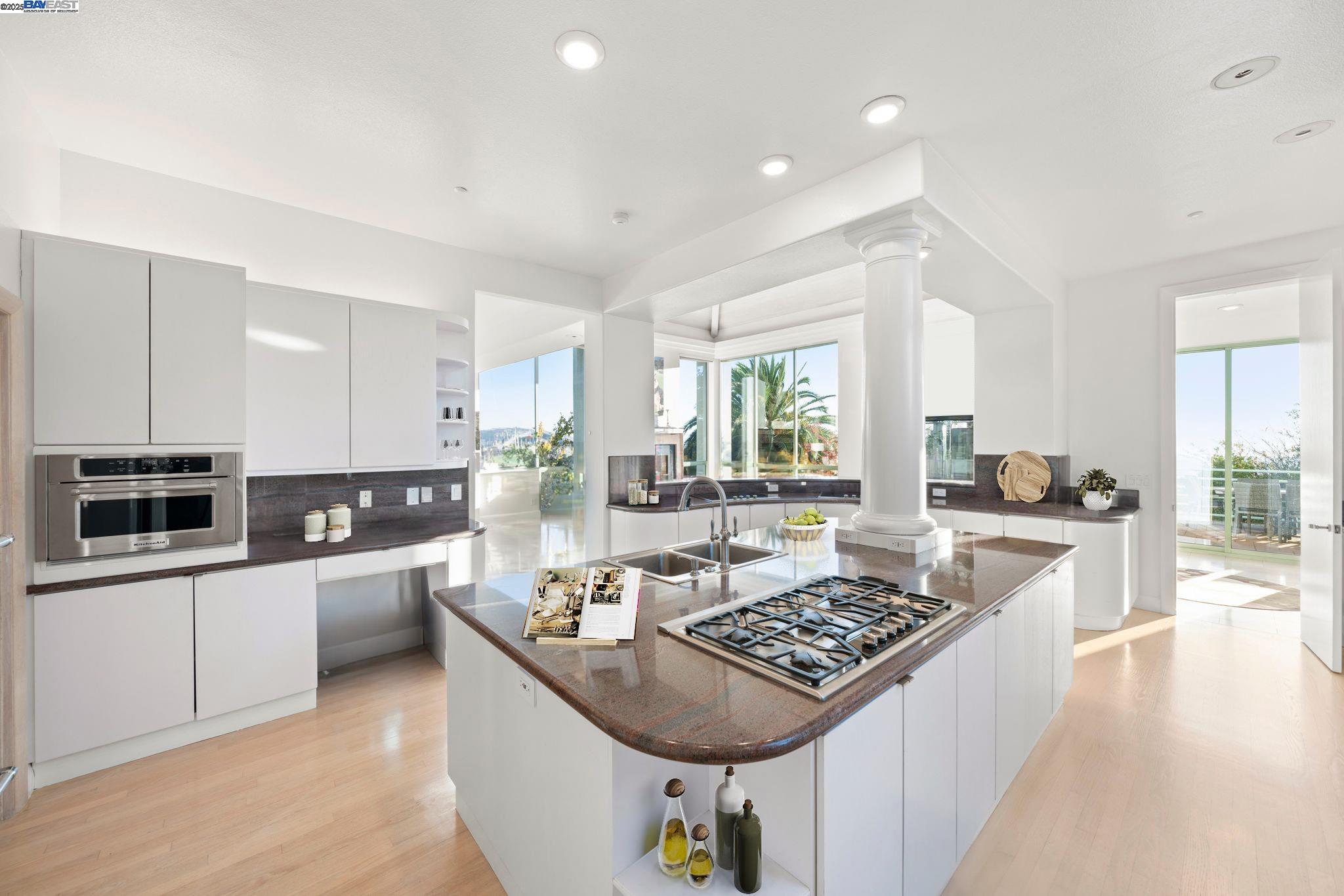 Detail Gallery Image 14 of 47 For 2465 Tecado Terrace, Fremont,  CA 94539 - 6 Beds | 7/2 Baths