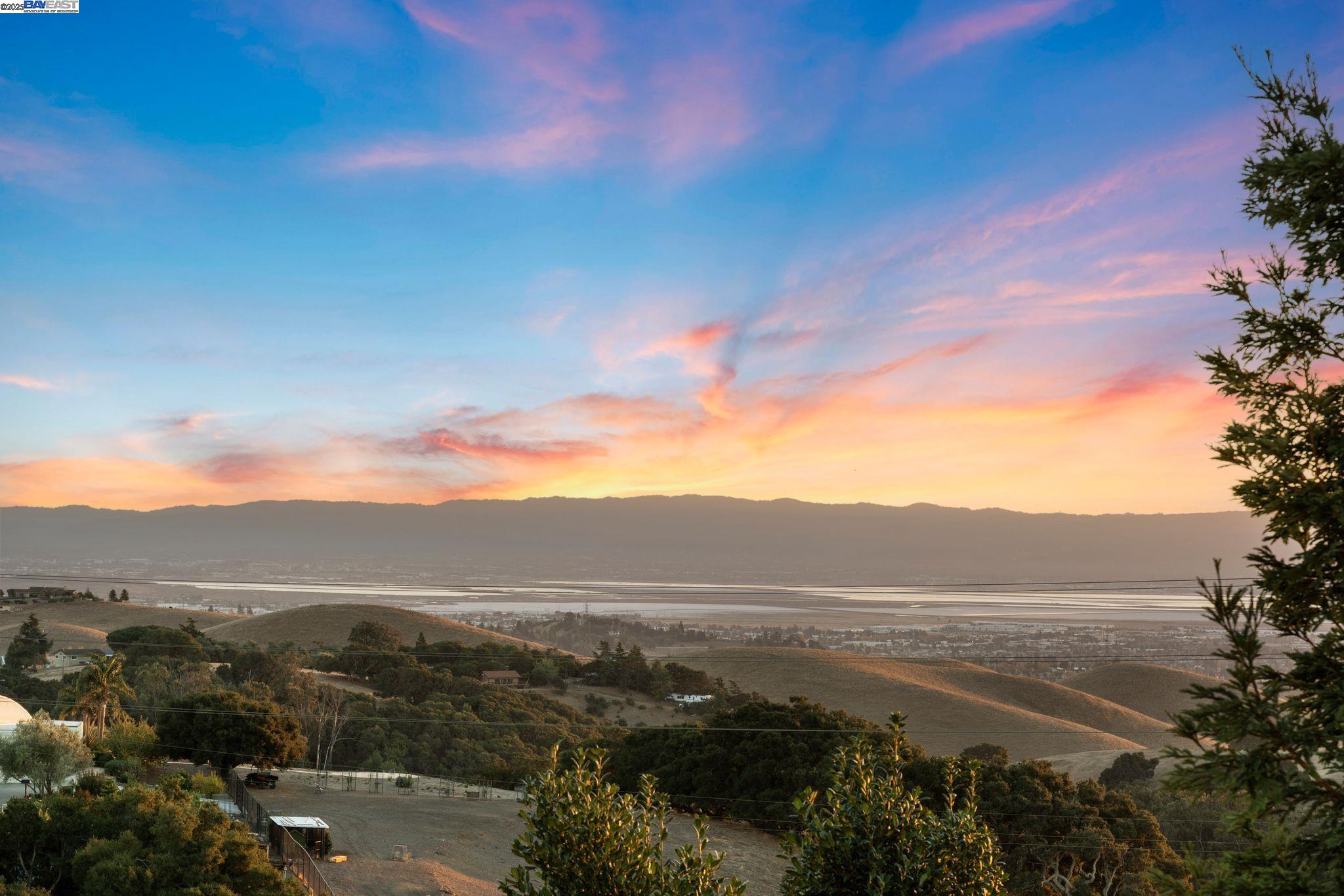 Detail Gallery Image 41 of 47 For 2465 Tecado Terrace, Fremont,  CA 94539 - 6 Beds | 7/2 Baths