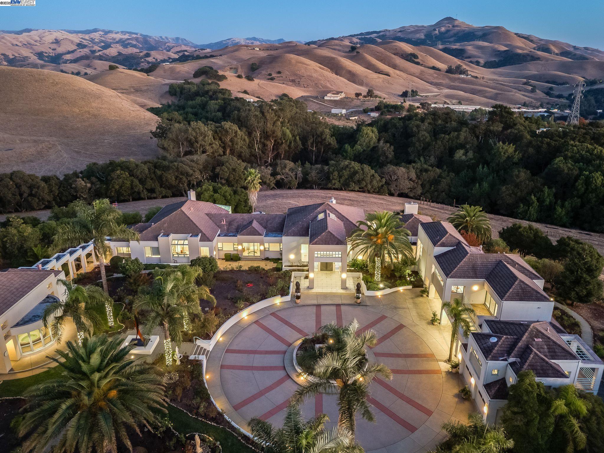 Detail Gallery Image 45 of 47 For 2465 Tecado Terrace, Fremont,  CA 94539 - 6 Beds | 7/2 Baths