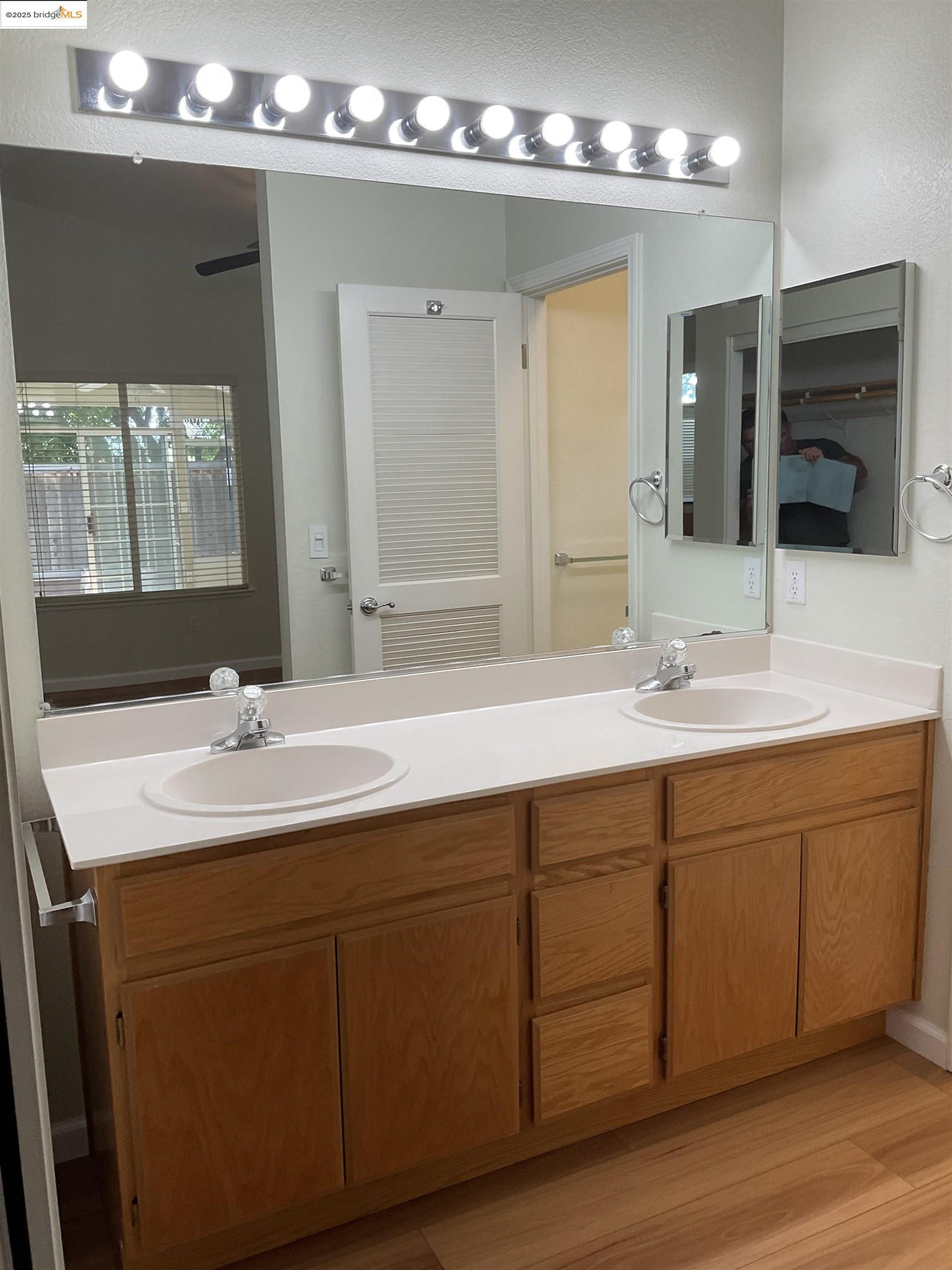 Detail Gallery Image 10 of 10 For 4924 Stonegate Way, Antioch,  CA 94531 - 3 Beds | 2 Baths
