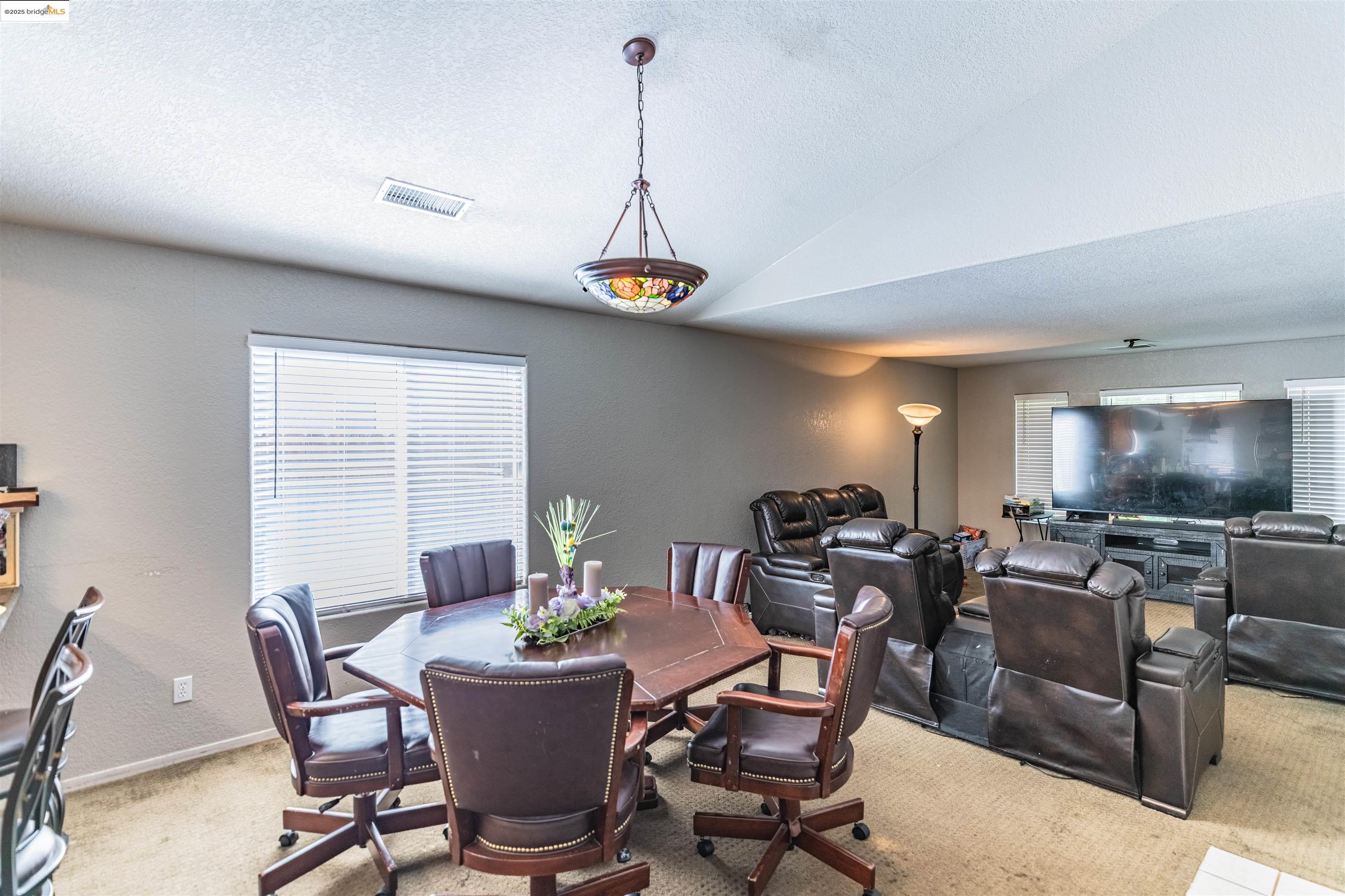 Detail Gallery Image 11 of 36 For 6269 Alva Ave, Fresno,  CA 93711-0864 - 4 Beds | 3 Baths
