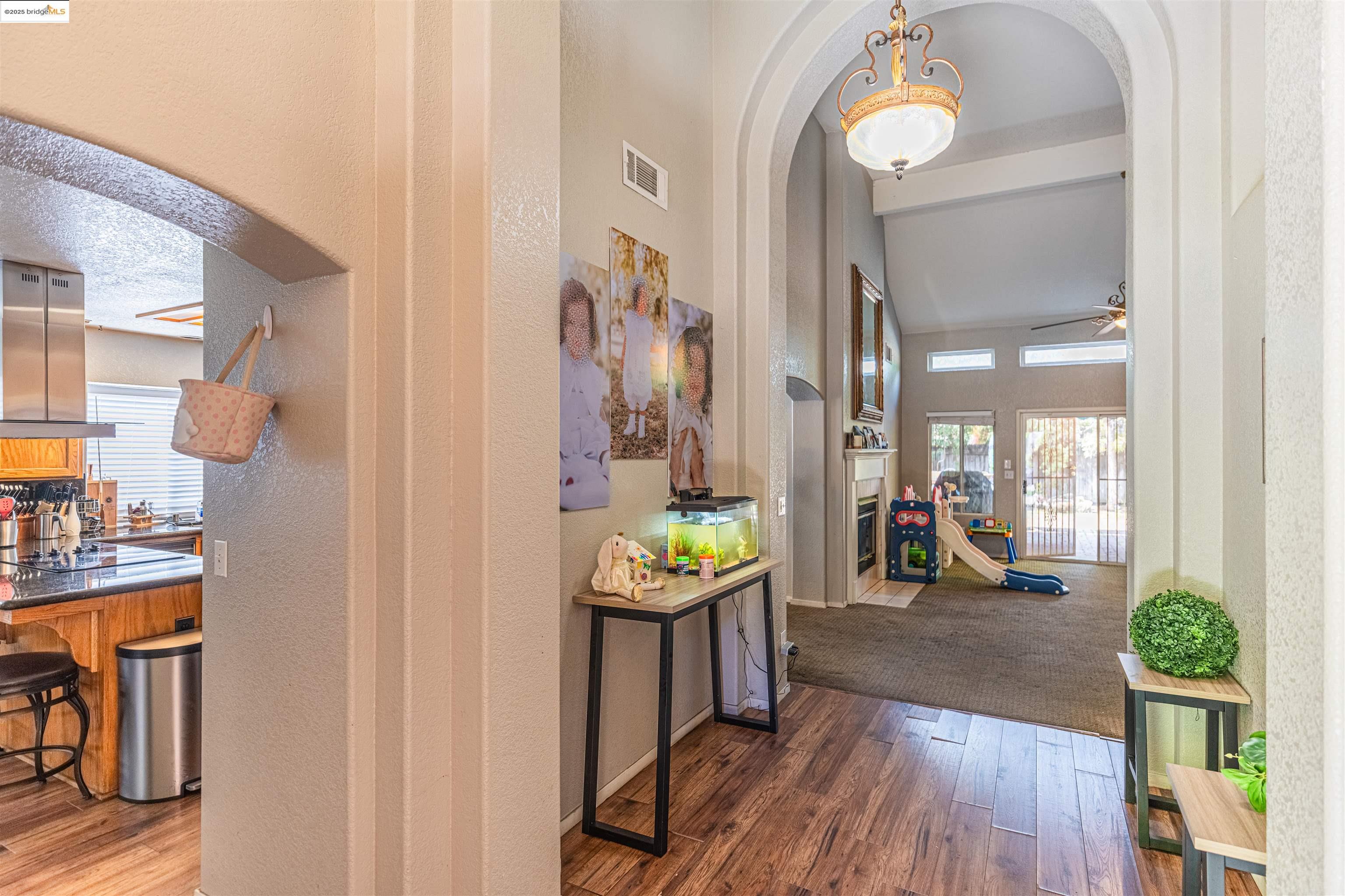 Detail Gallery Image 6 of 36 For 6269 Alva Ave, Fresno,  CA 93711-0864 - 4 Beds | 3 Baths