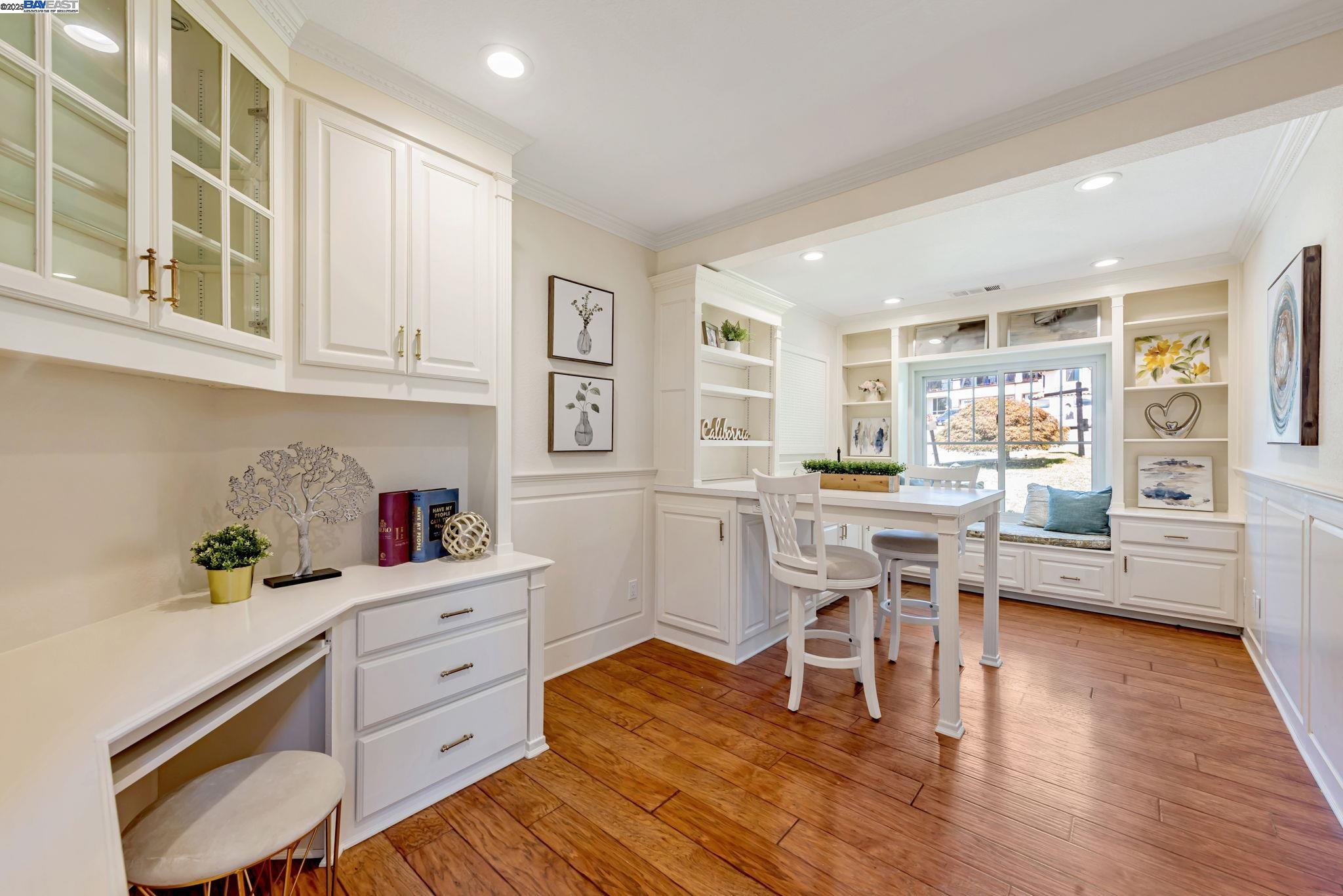 Detail Gallery Image 22 of 58 For 4069 Pergola Ct, Castro Valley,  CA 94552-4881 - 4 Beds | 3 Baths