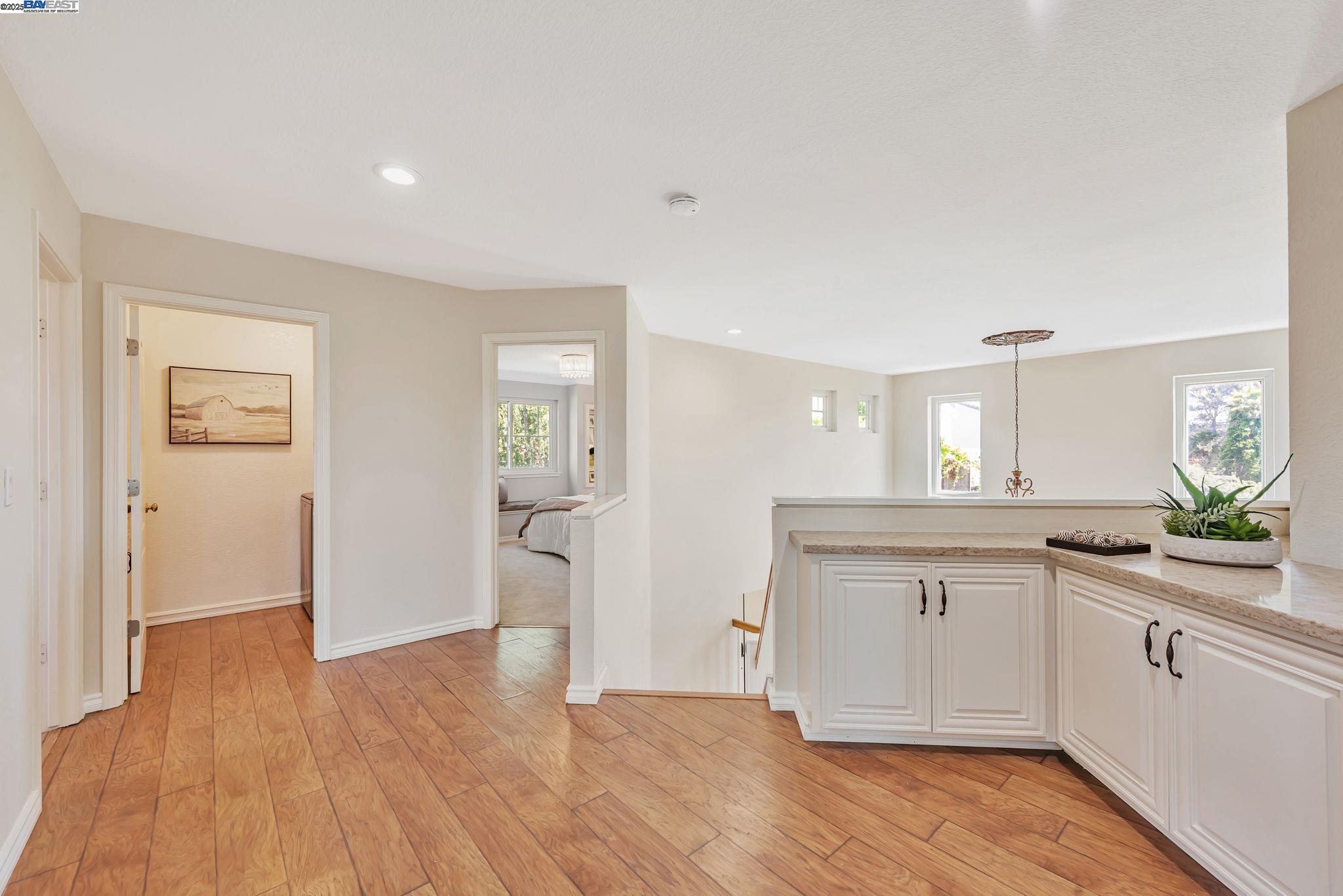 Detail Gallery Image 24 of 58 For 4069 Pergola Ct, Castro Valley,  CA 94552-4881 - 4 Beds | 3 Baths