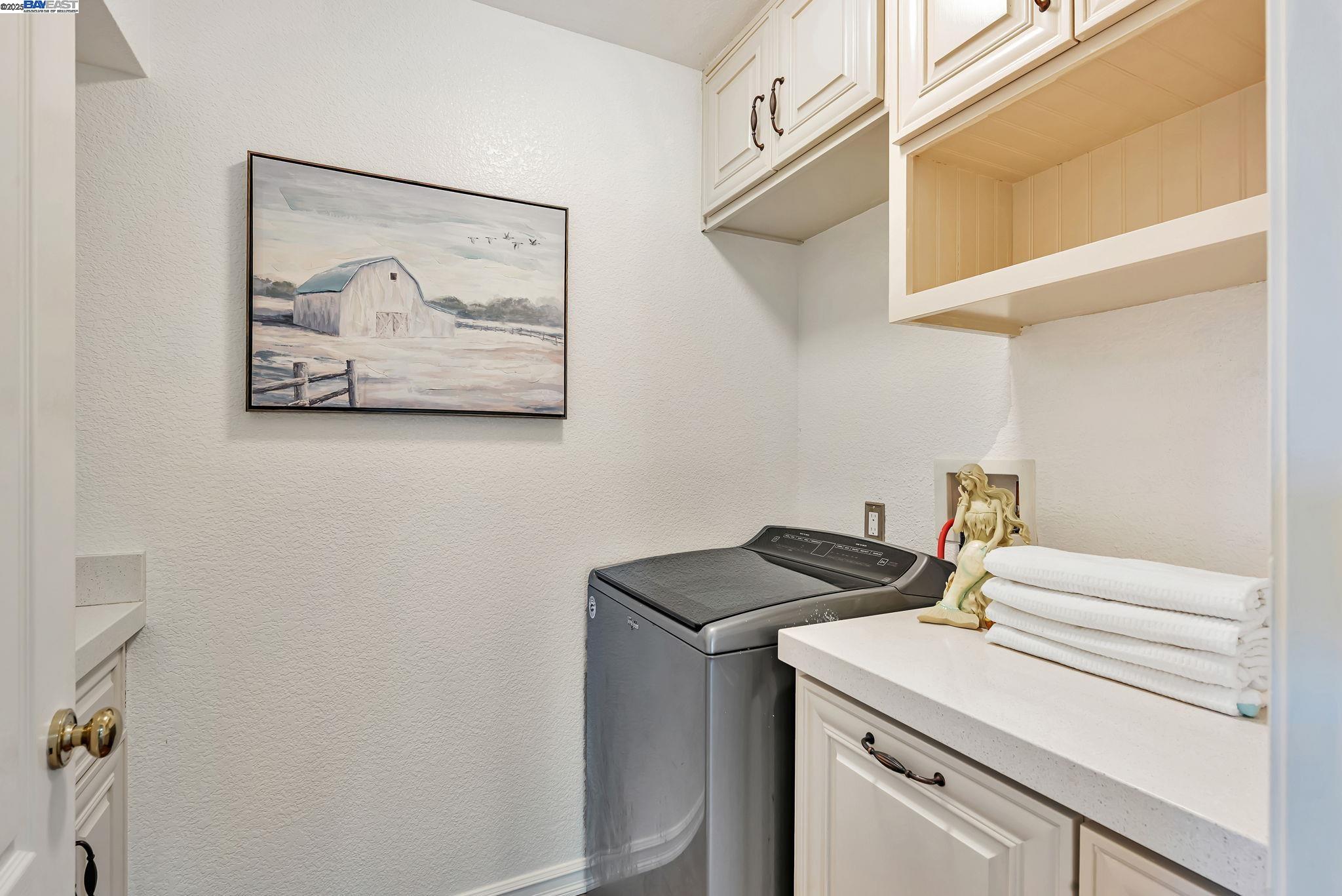 Detail Gallery Image 38 of 58 For 4069 Pergola Ct, Castro Valley,  CA 94552-4881 - 4 Beds | 3 Baths