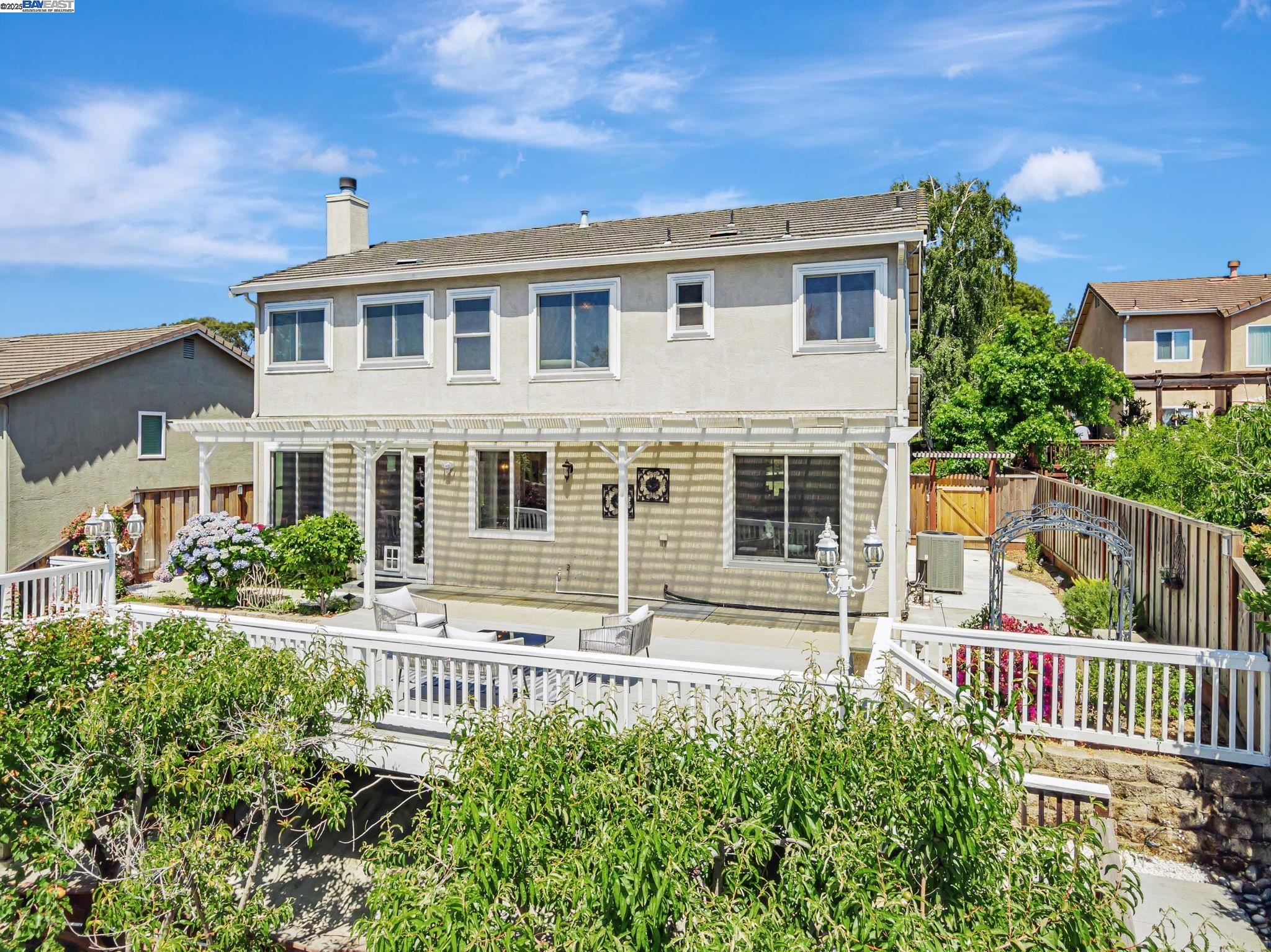 Detail Gallery Image 47 of 58 For 4069 Pergola Ct, Castro Valley,  CA 94552-4881 - 4 Beds | 3 Baths
