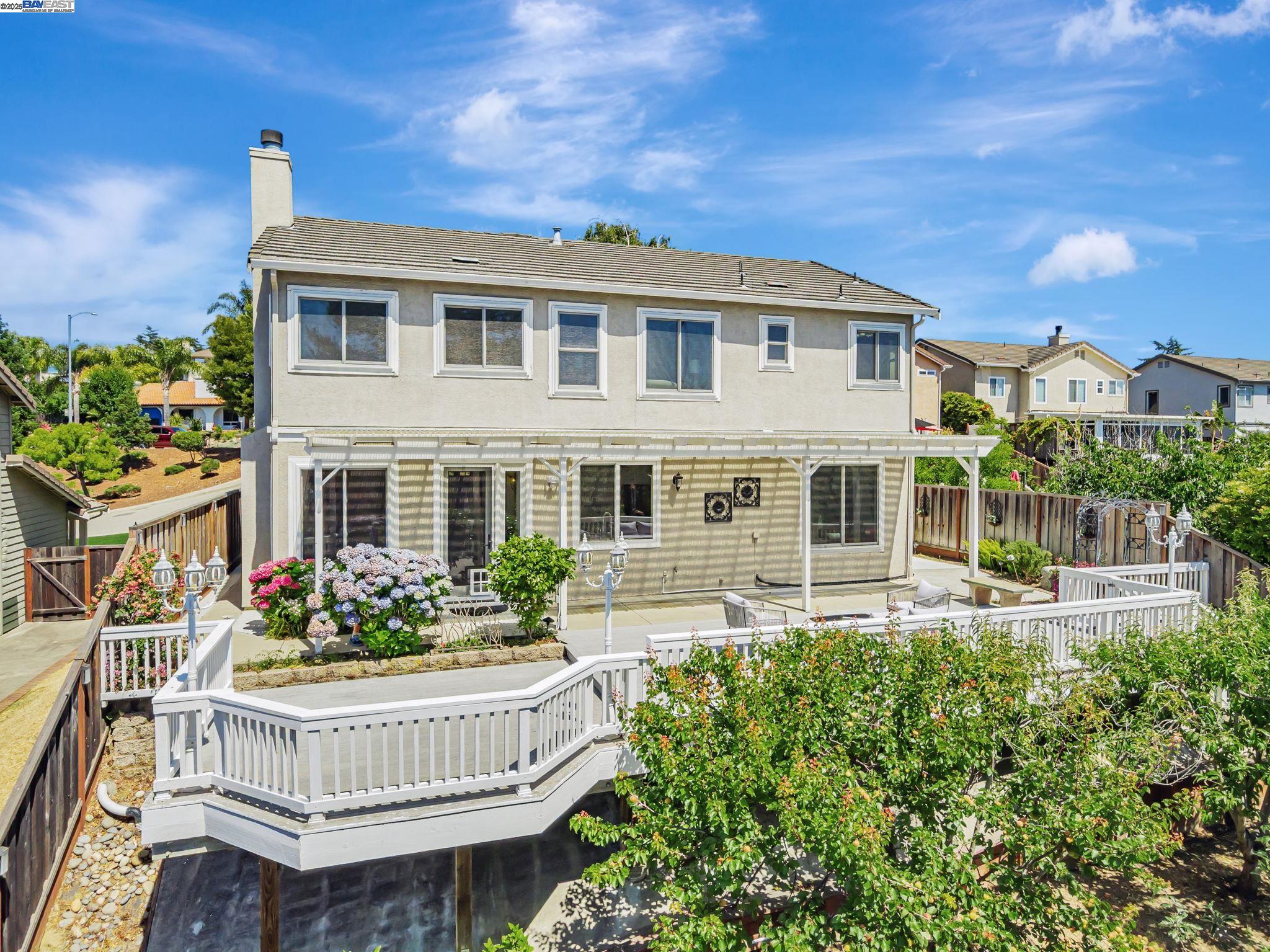 Detail Gallery Image 48 of 58 For 4069 Pergola Ct, Castro Valley,  CA 94552-4881 - 4 Beds | 3 Baths