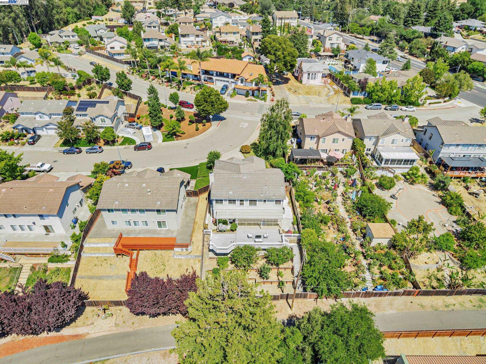 Detail Gallery Image 50 of 58 For 4069 Pergola Ct, Castro Valley,  CA 94552-4881 - 4 Beds | 3 Baths