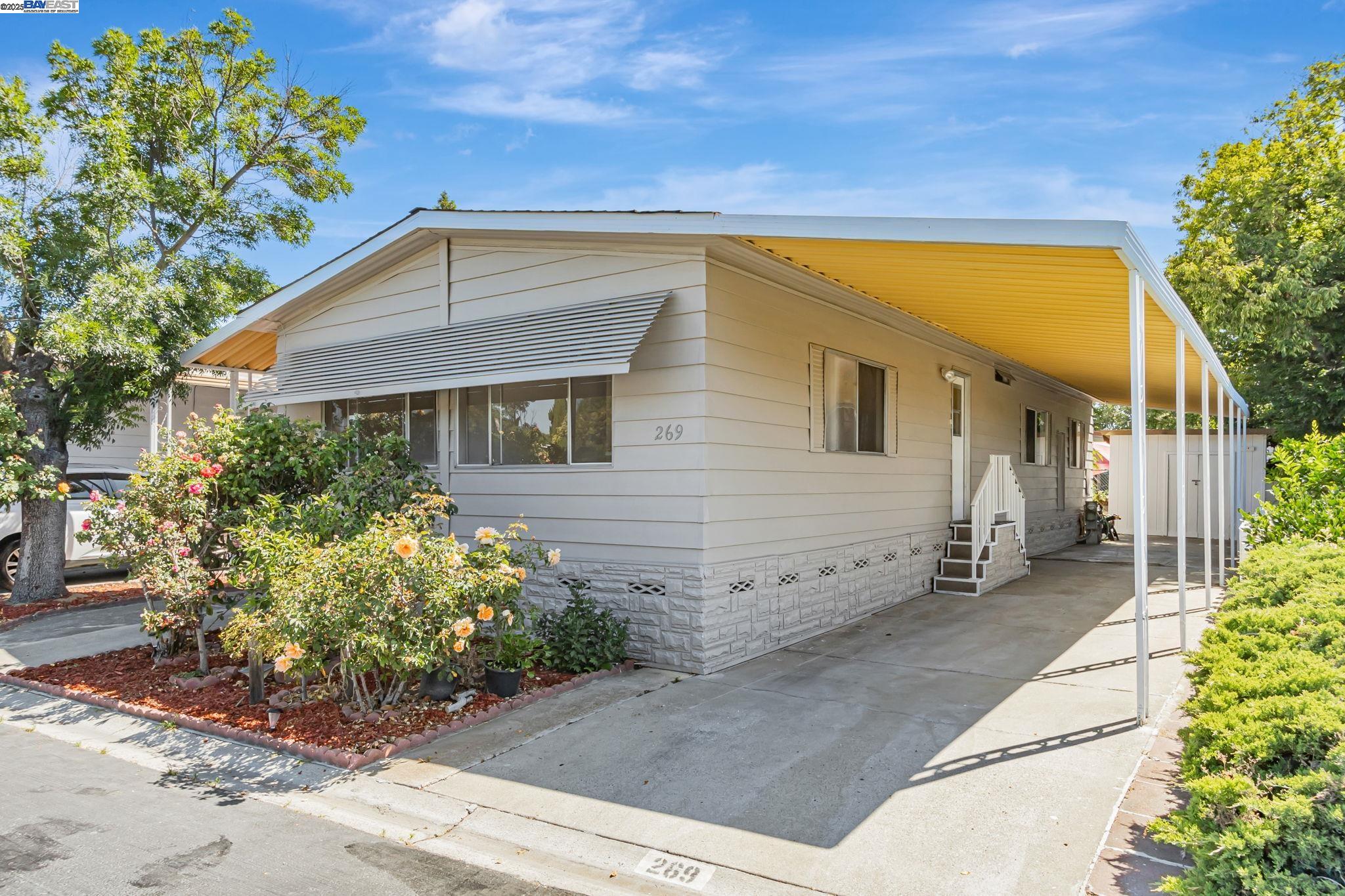 Detail Gallery Image 6 of 40 For 2151 Oakland Rd #269,  San Jose,  CA 95131 - 3 Beds | 2 Baths