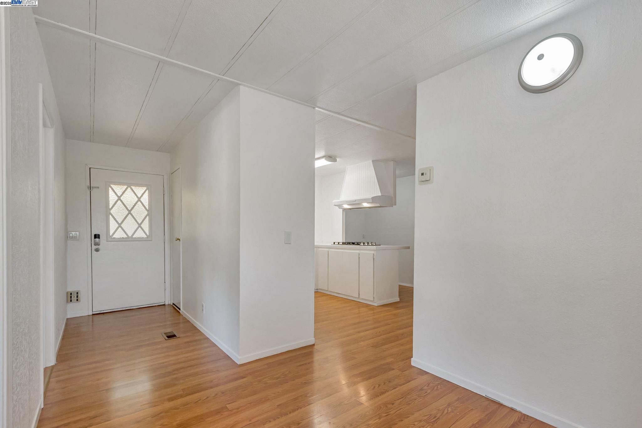 Detail Gallery Image 9 of 40 For 2151 Oakland Rd #269,  San Jose,  CA 95131 - 3 Beds | 2 Baths
