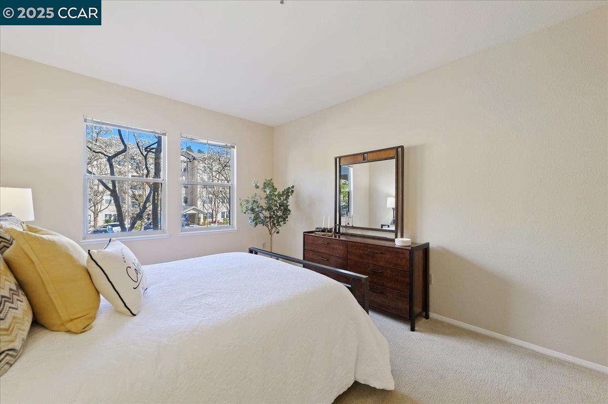 Photo #12: 41103360 Listing: Photo #12