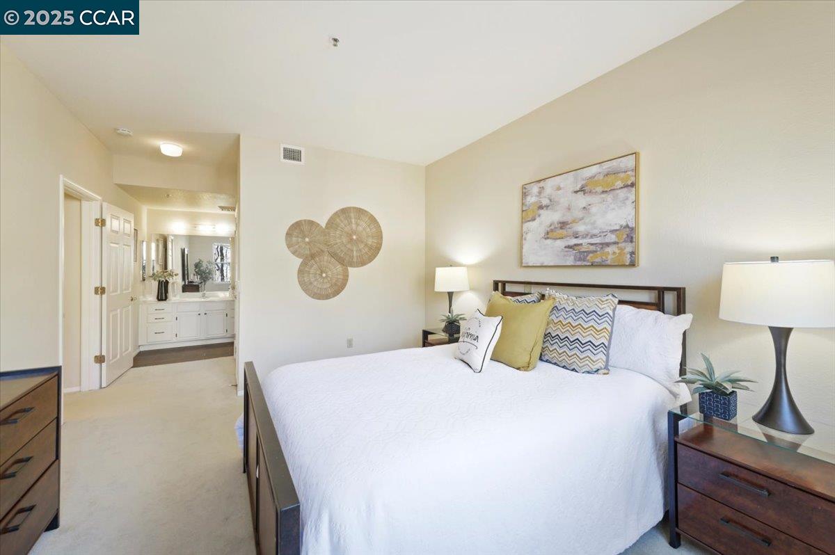Photo #10: 41103360 Listing: Photo #10