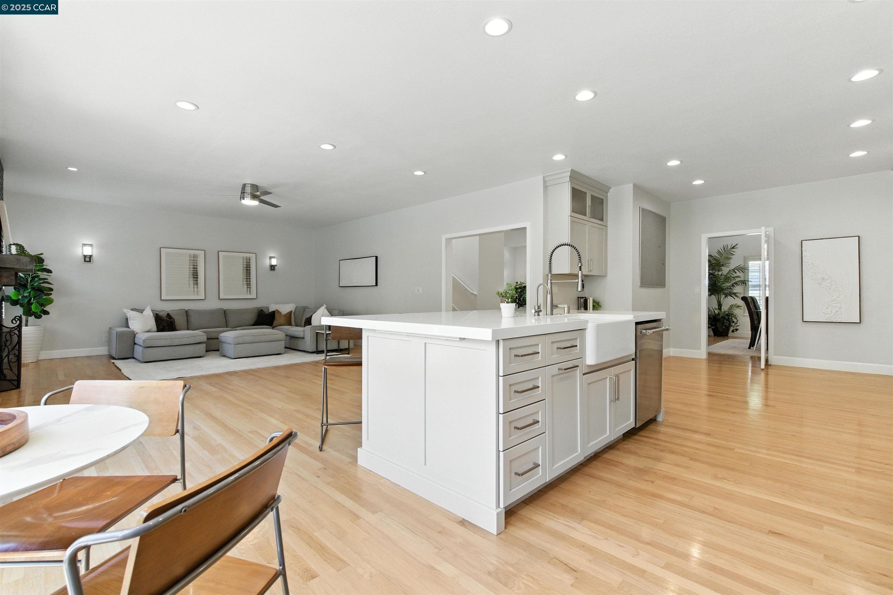Detail Gallery Image 21 of 60 For 111 Leafield Road, Danville,  CA 94506 - 5 Beds | 4/1 Baths