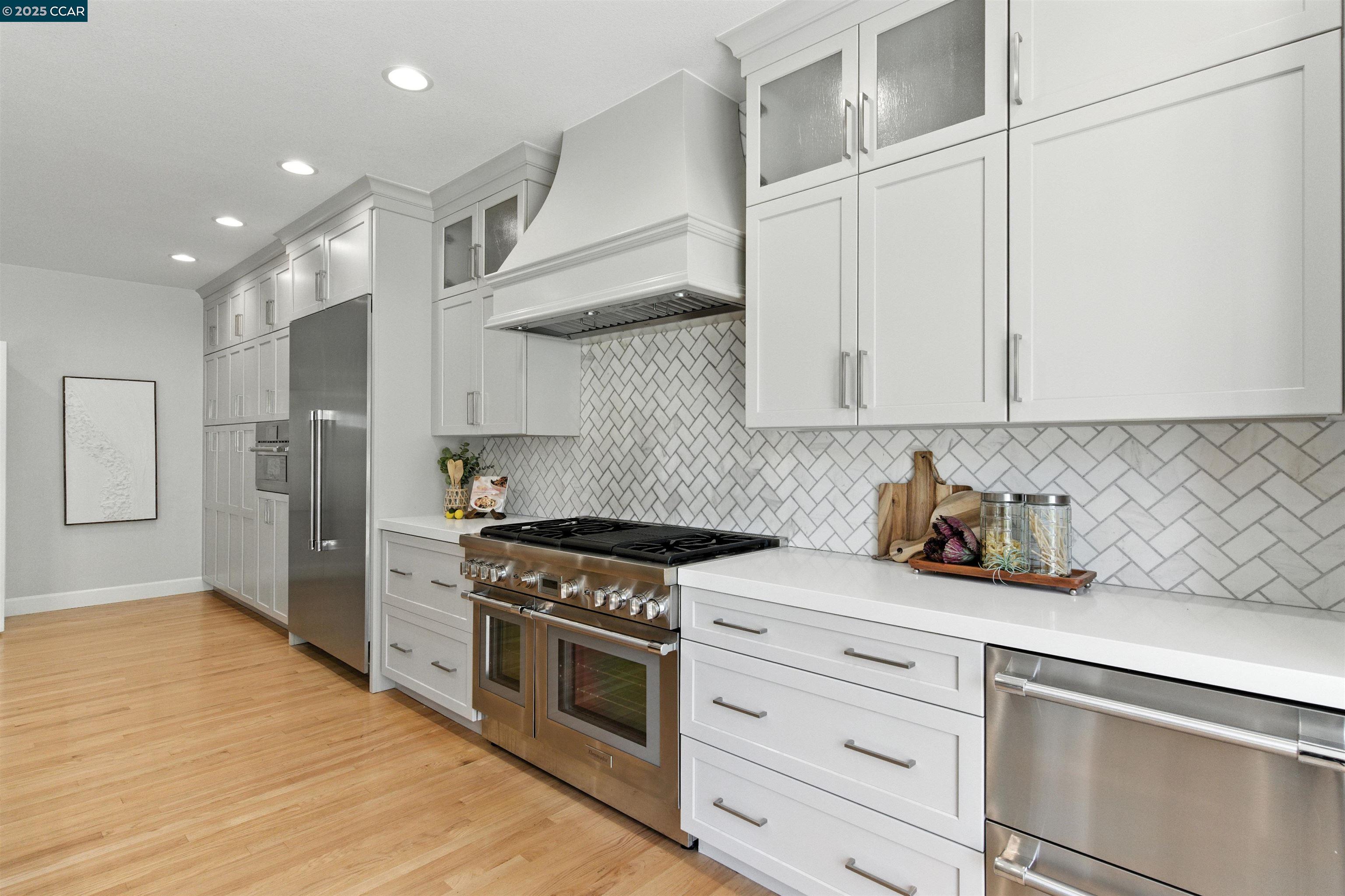 Detail Gallery Image 22 of 60 For 111 Leafield Road, Danville,  CA 94506 - 5 Beds | 4/1 Baths