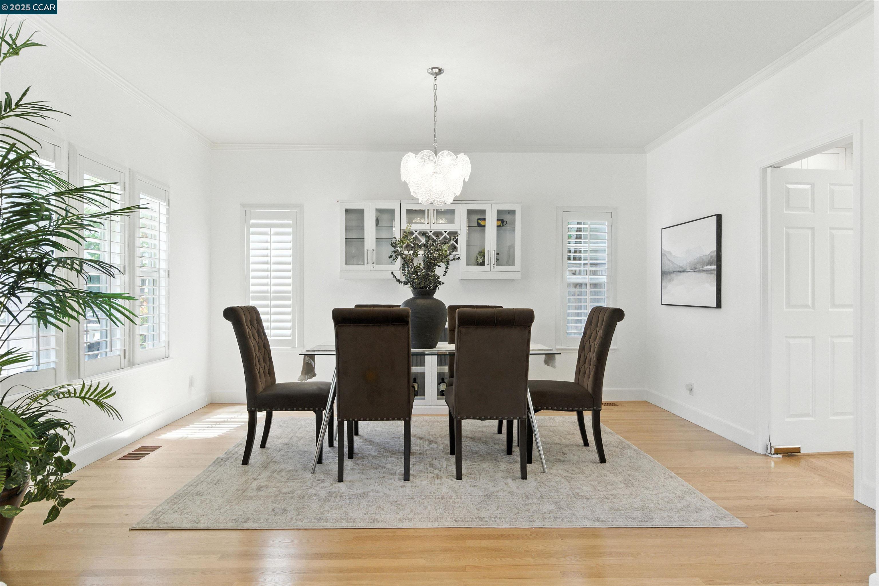 Detail Gallery Image 26 of 60 For 111 Leafield Road, Danville,  CA 94506 - 5 Beds | 4/1 Baths