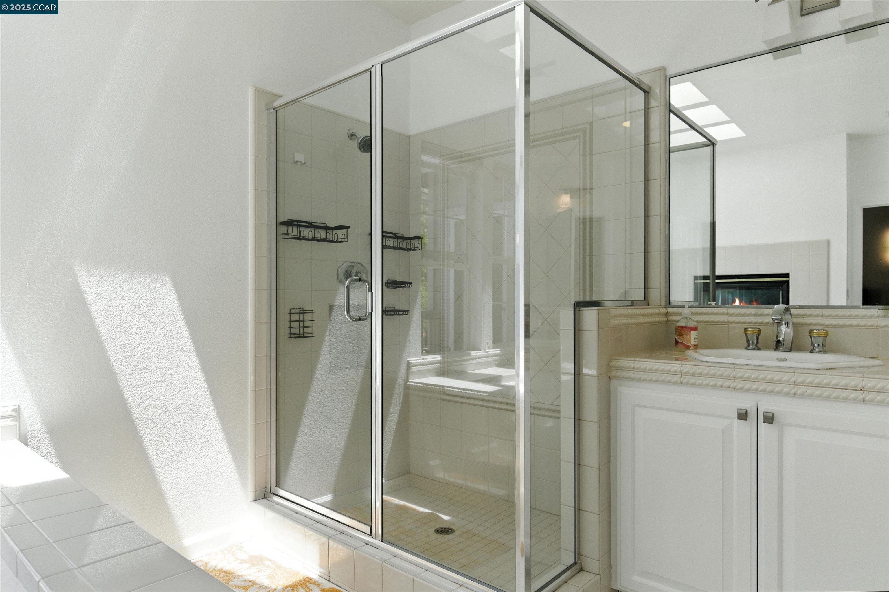 Detail Gallery Image 45 of 60 For 111 Leafield Road, Danville,  CA 94506 - 5 Beds | 4/1 Baths