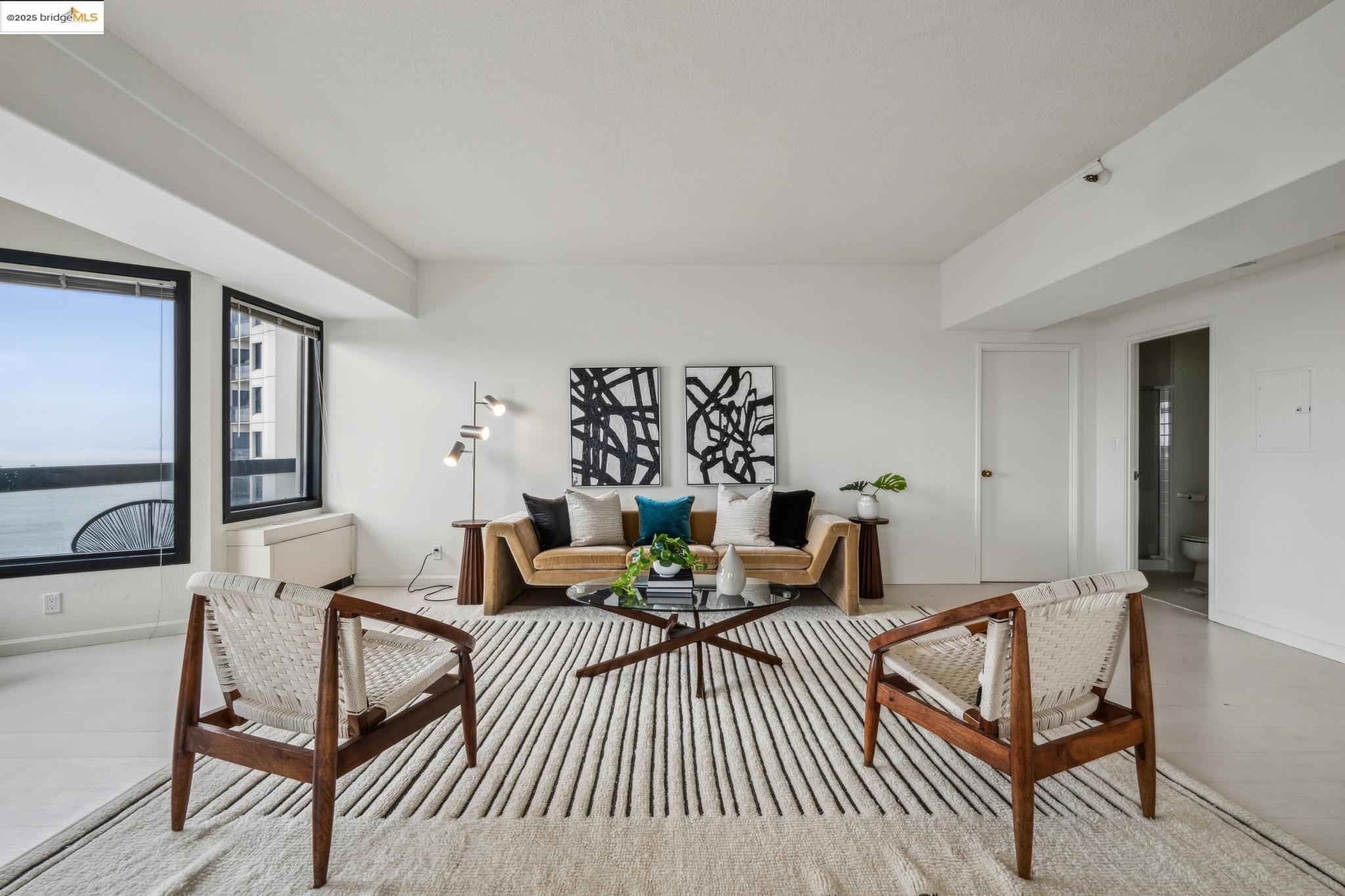 Photo #5: 41103363 Listing 