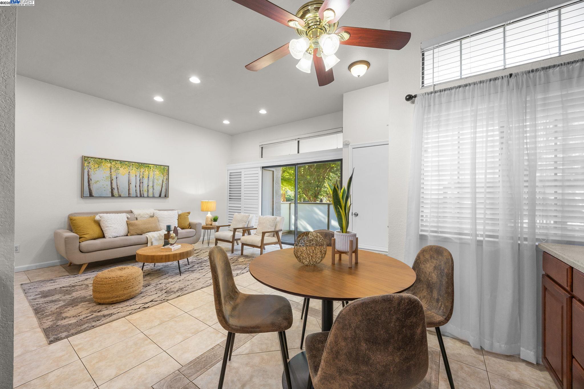 Detail Gallery Image 14 of 51 For 2030 Fostoria Cir, Danville,  CA 94526 - 3 Beds | 2 Baths