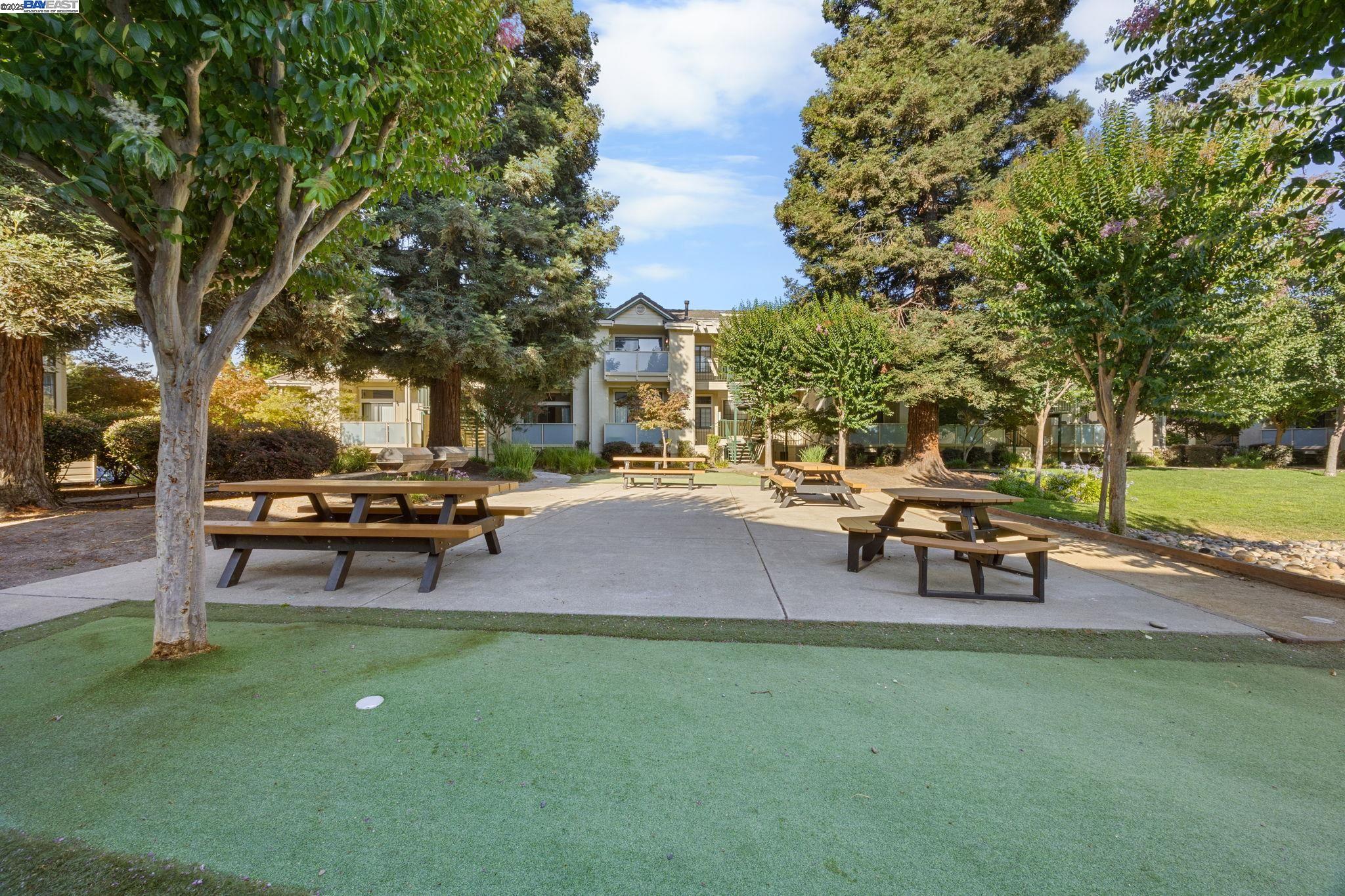 Detail Gallery Image 34 of 51 For 2030 Fostoria Cir, Danville,  CA 94526 - 3 Beds | 2 Baths
