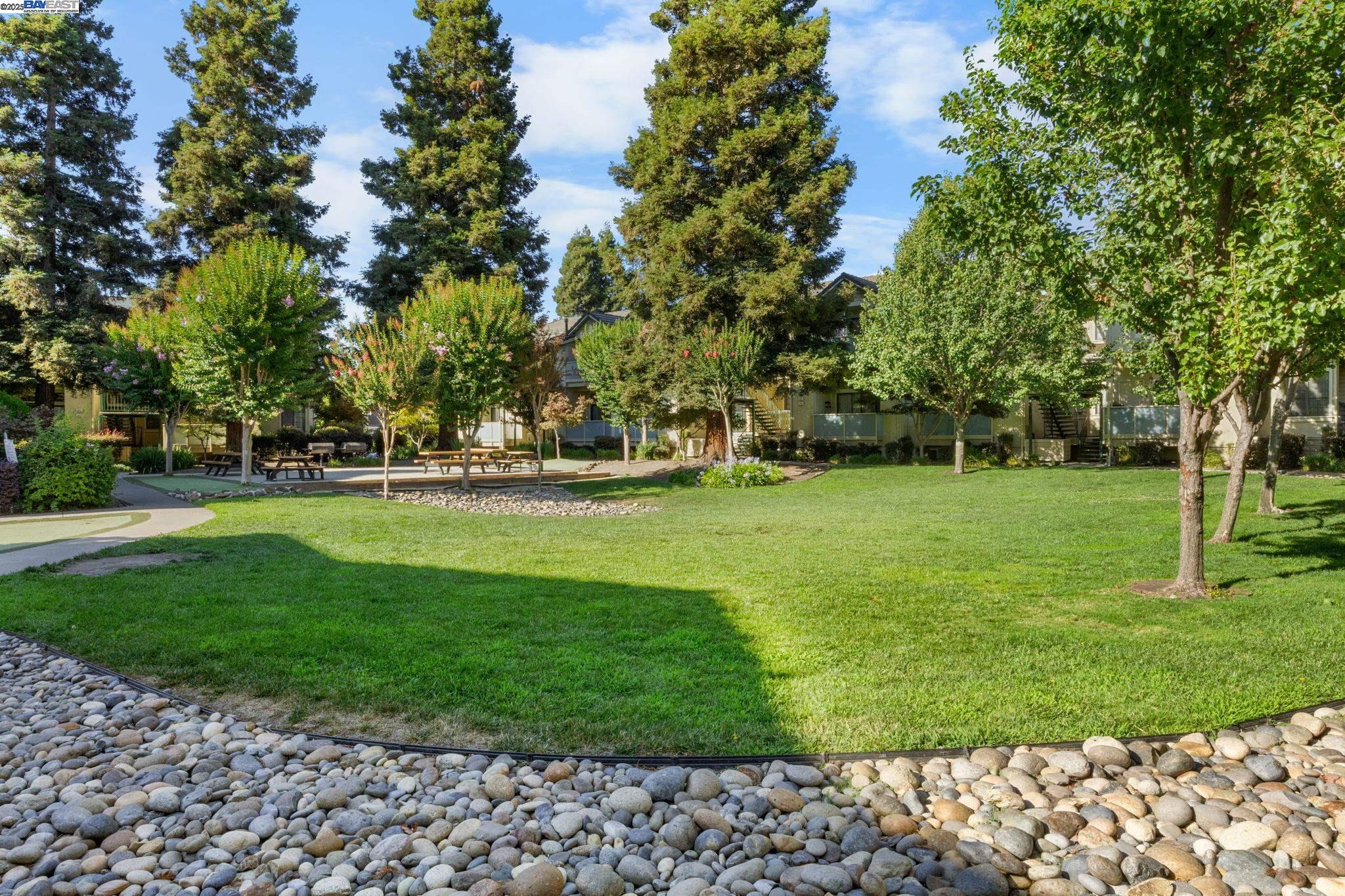Detail Gallery Image 36 of 51 For 2030 Fostoria Cir, Danville,  CA 94526 - 3 Beds | 2 Baths