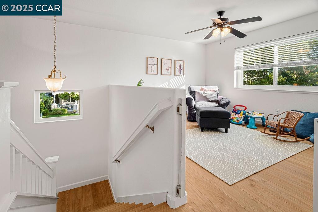 Detail Gallery Image 16 of 33 For 1 Lupine Ln, San Ramon,  CA 94583 - 4 Beds | 2/1 Baths