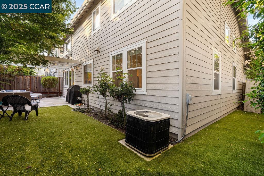 Detail Gallery Image 28 of 33 For 1 Lupine Ln, San Ramon,  CA 94583 - 4 Beds | 2/1 Baths