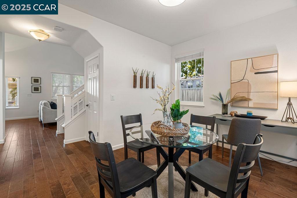 Detail Gallery Image 6 of 33 For 1 Lupine Ln, San Ramon,  CA 94583 - 4 Beds | 2/1 Baths