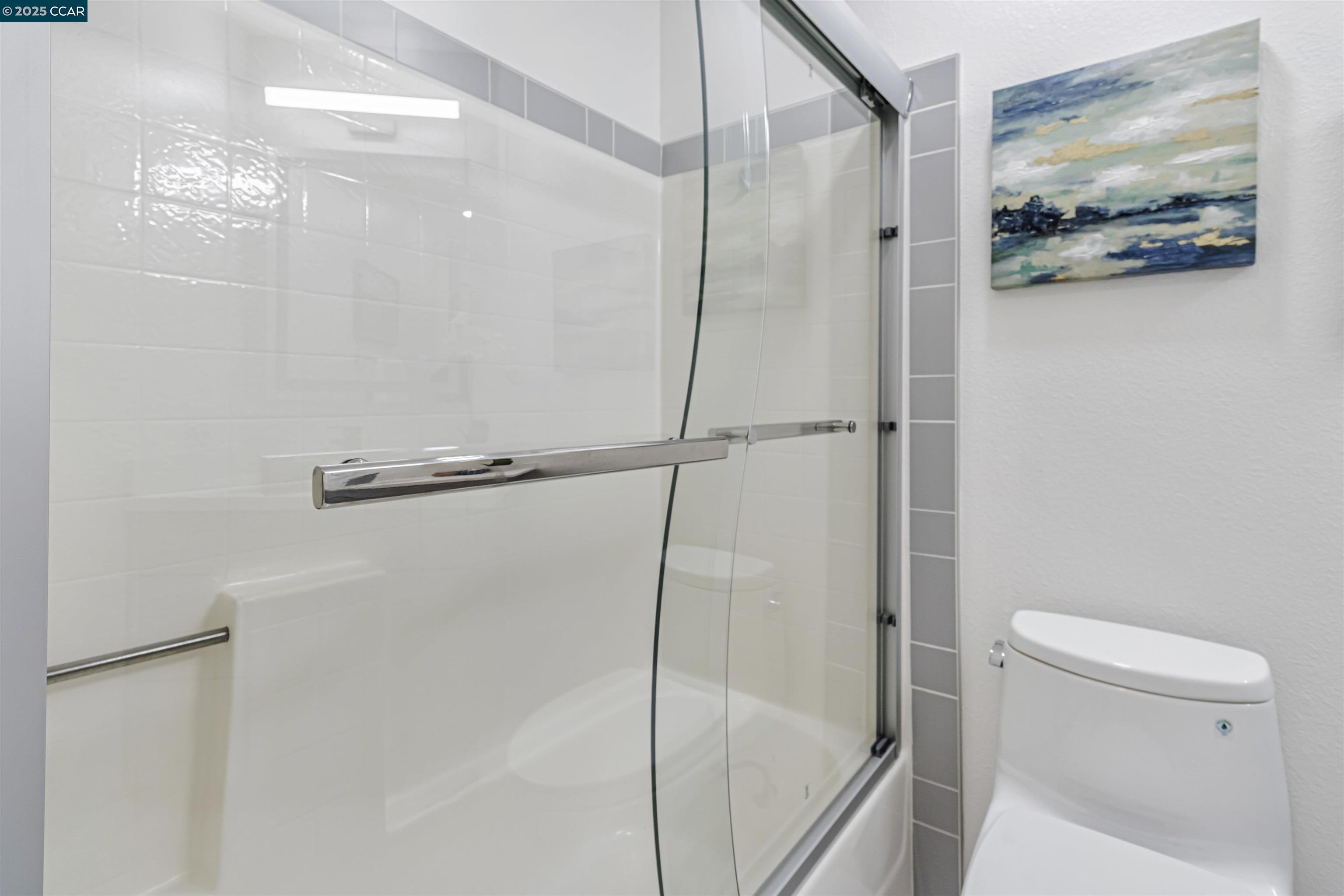 Photo #17: 41103369 Listing: Photo #17