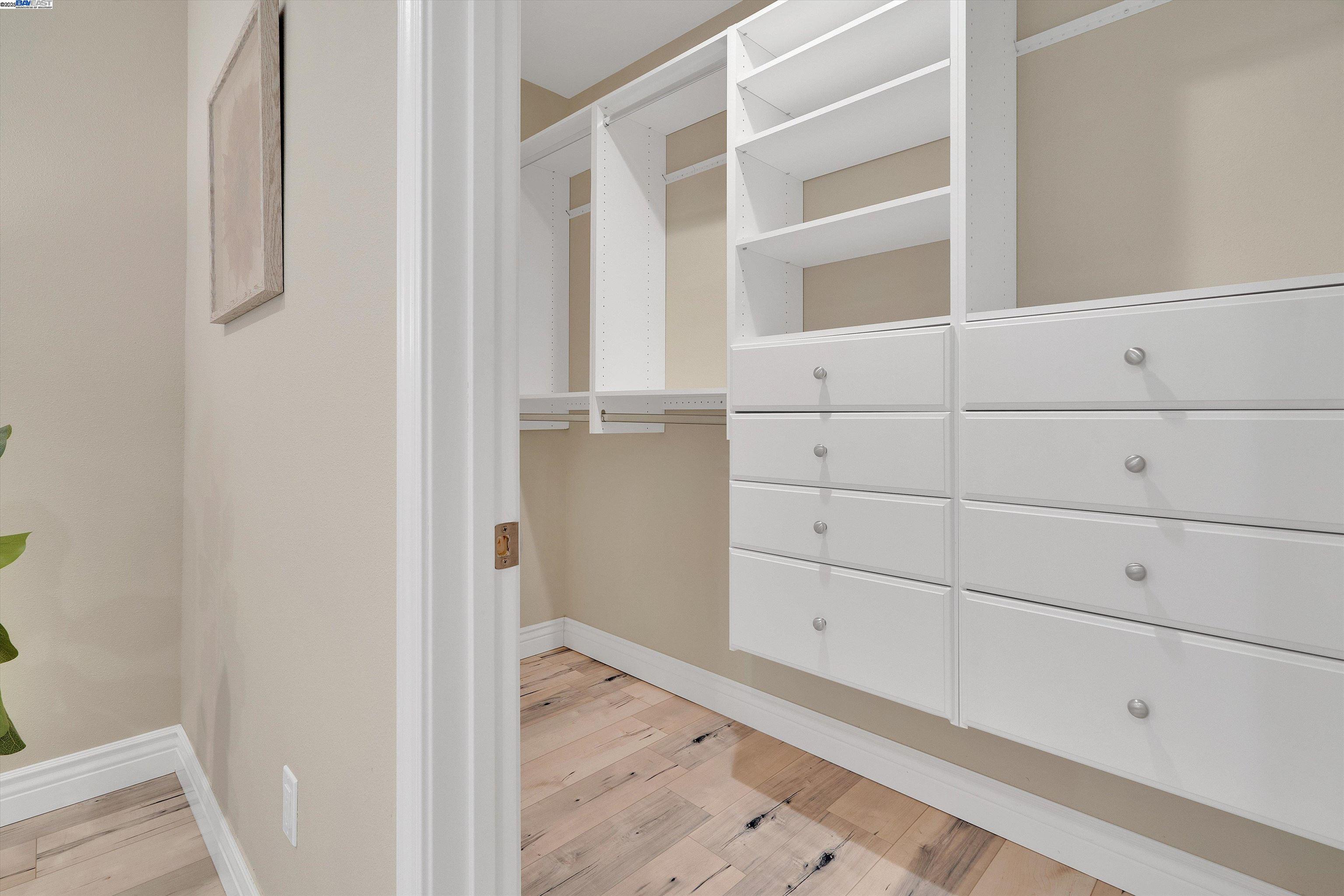 Detail Gallery Image 12 of 25 For 4433 Fair Ave, Oakland,  CA 94619 - 4 Beds | 3 Baths
