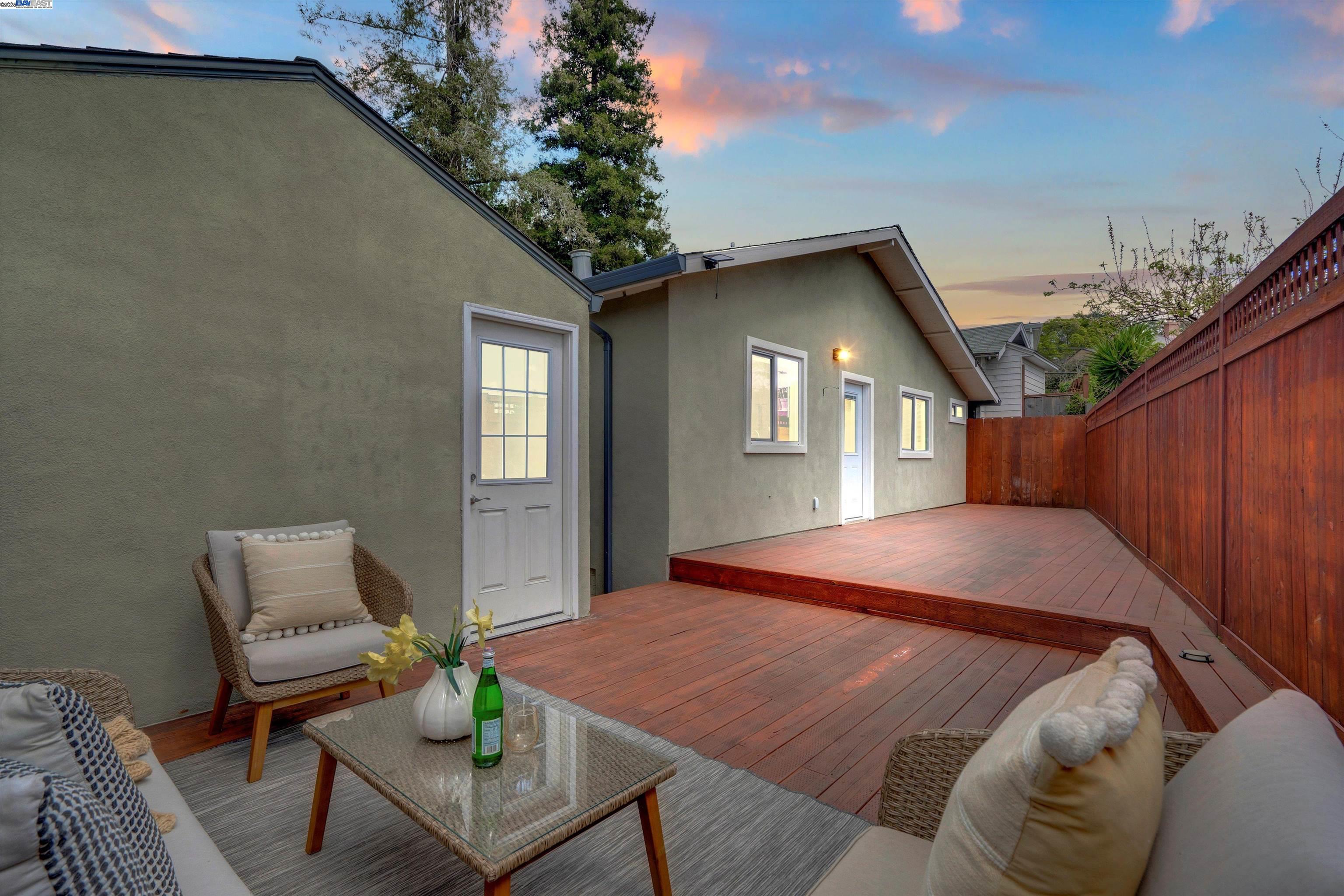 Detail Gallery Image 19 of 25 For 4433 Fair Ave, Oakland,  CA 94619 - 4 Beds | 3 Baths
