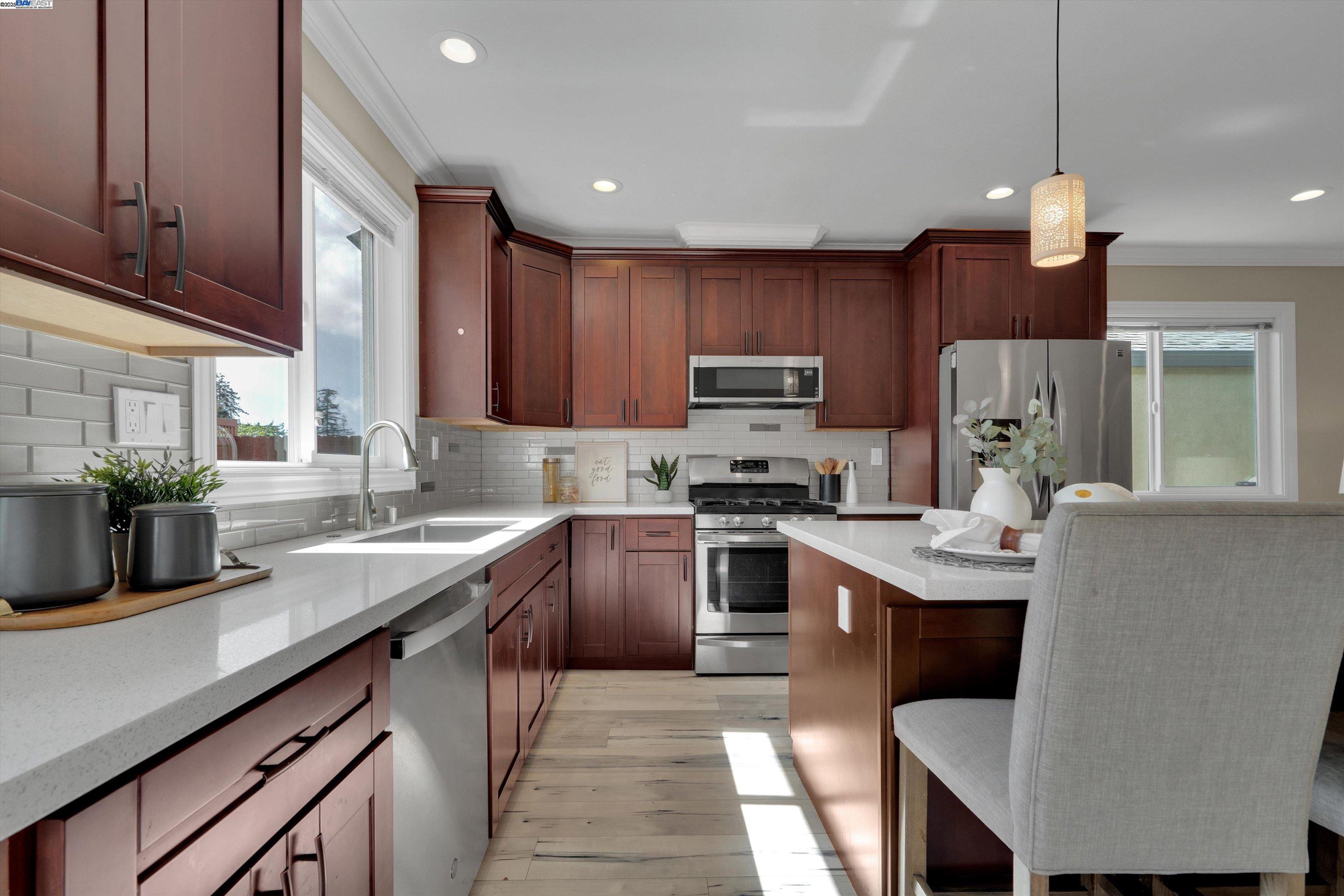 Detail Gallery Image 9 of 25 For 4433 Fair Ave, Oakland,  CA 94619 - 4 Beds | 3 Baths