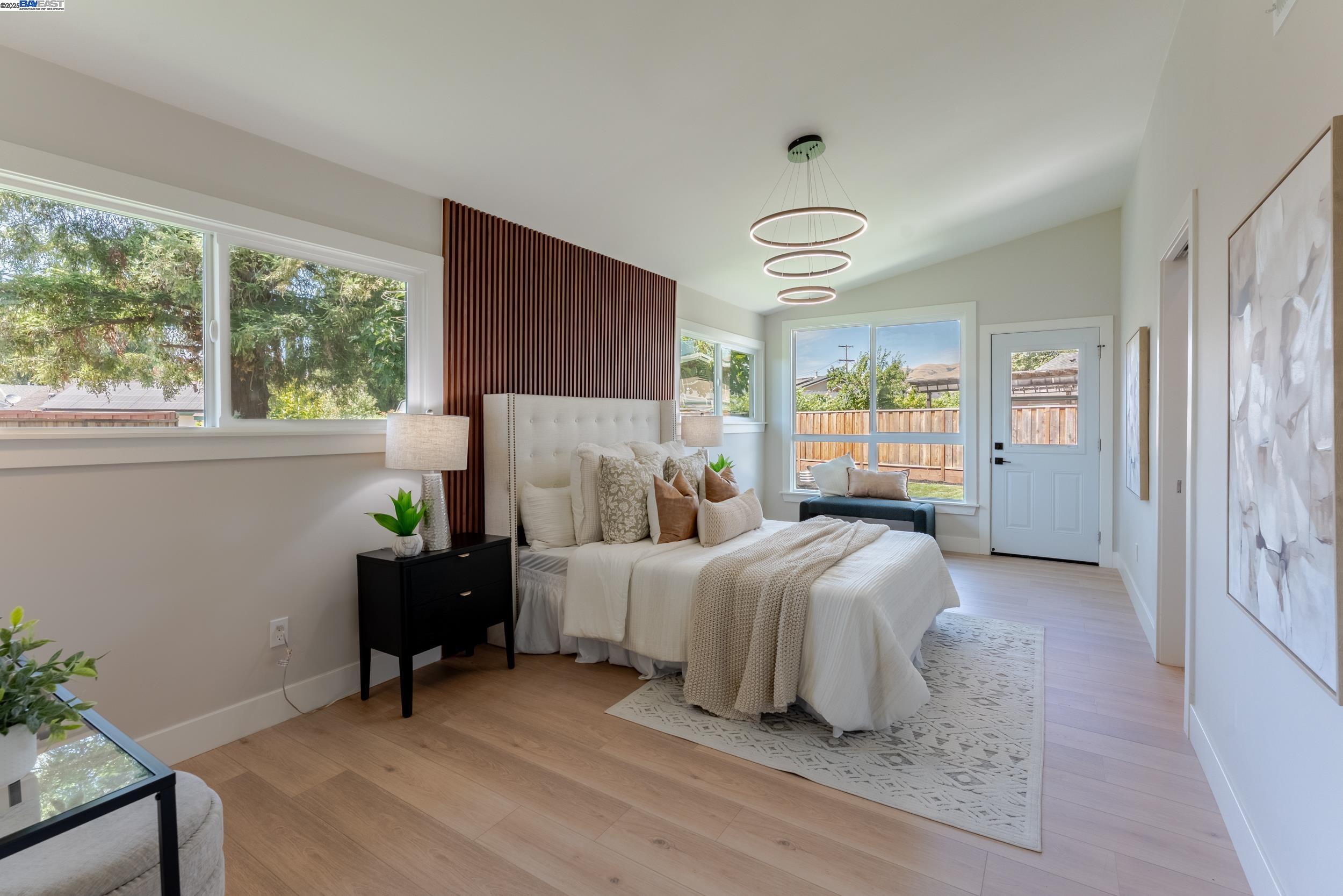 Detail Gallery Image 20 of 33 For 10393 Doris Court, San Jose,  CA 95127 - 4 Beds | 2 Baths