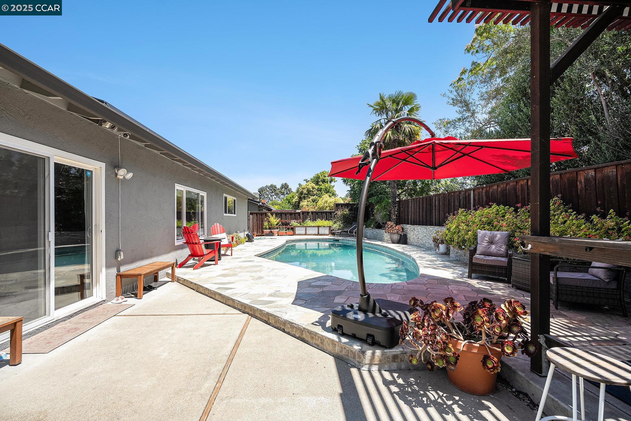 Detail Gallery Image 15 of 16 For 1730 Claycord Ave, Concord,  CA 94521 - 3 Beds | 2 Baths