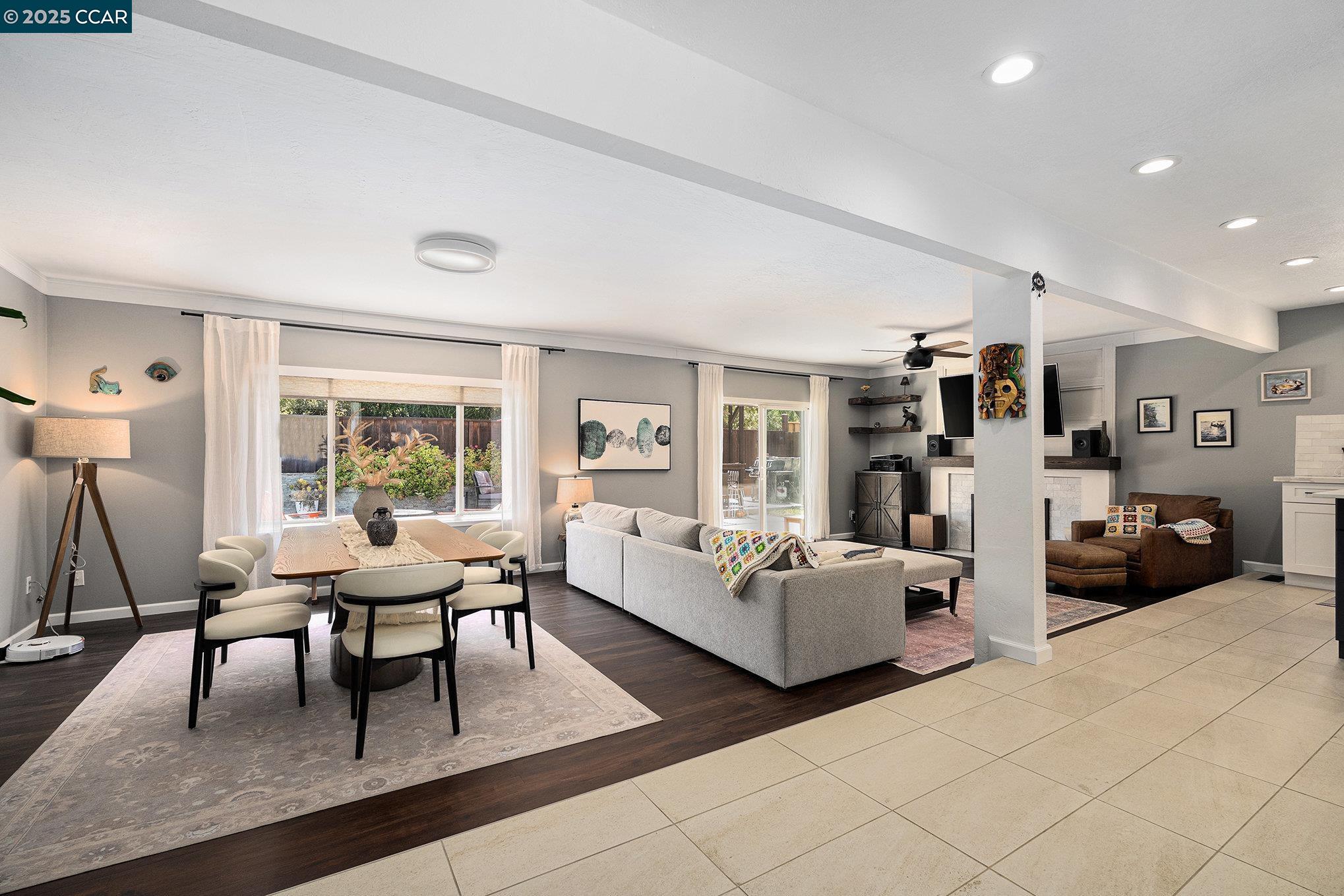 Detail Gallery Image 4 of 16 For 1730 Claycord Ave, Concord,  CA 94521 - 3 Beds | 2 Baths