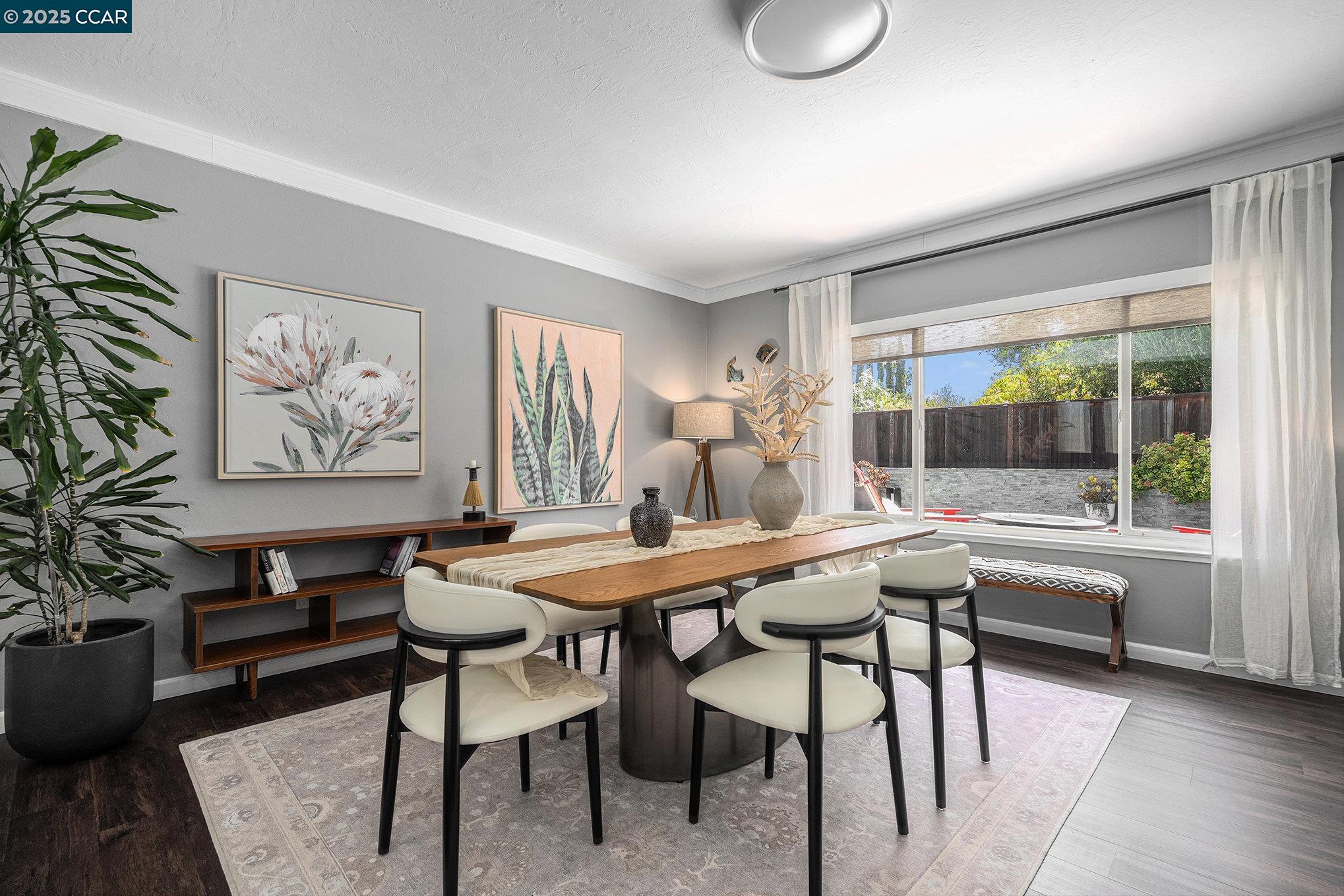 Detail Gallery Image 5 of 16 For 1730 Claycord Ave, Concord,  CA 94521 - 3 Beds | 2 Baths