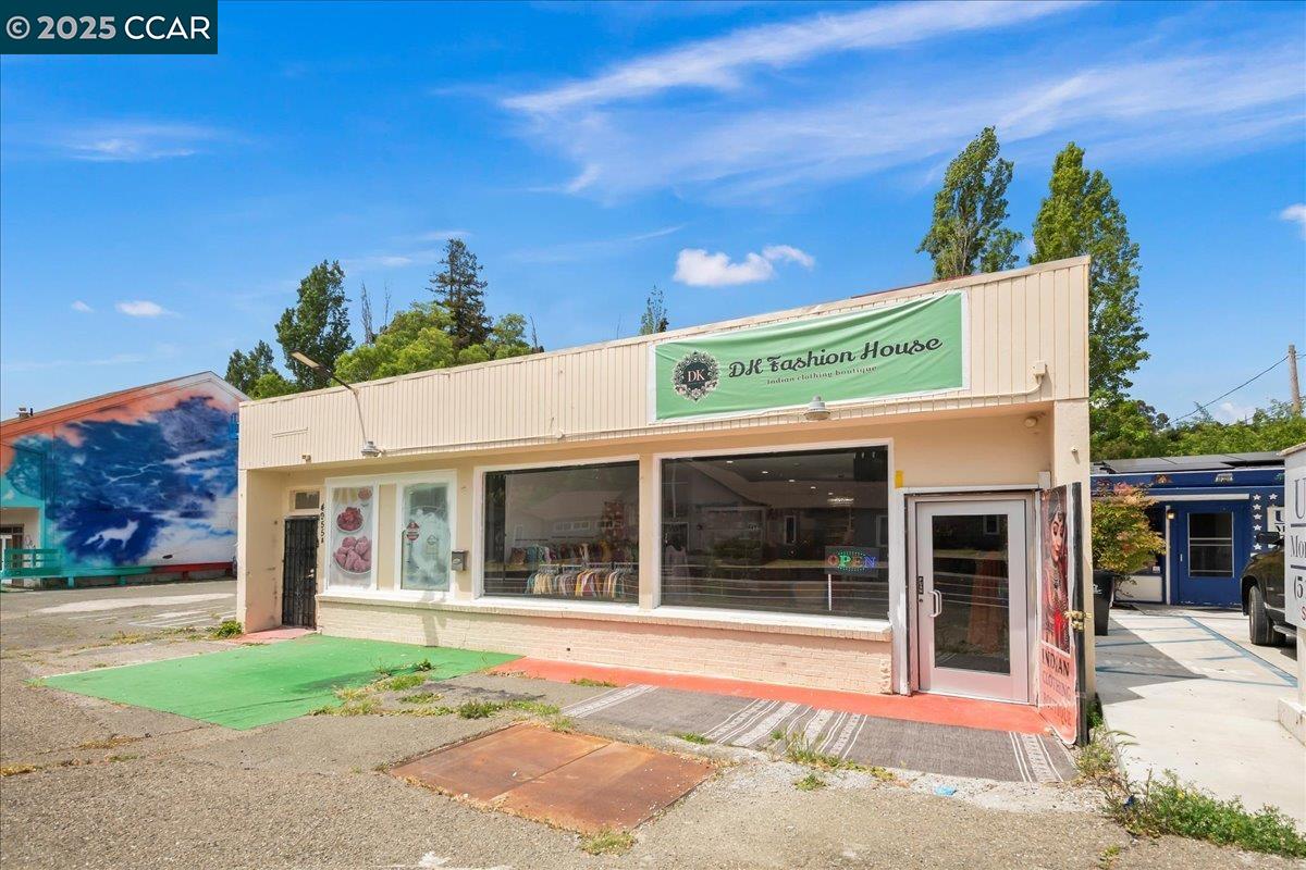 4955 Appian Way, El Sobrante, California 94803, ,Business Opportunity,For Sale,4955 Appian Way,41103379