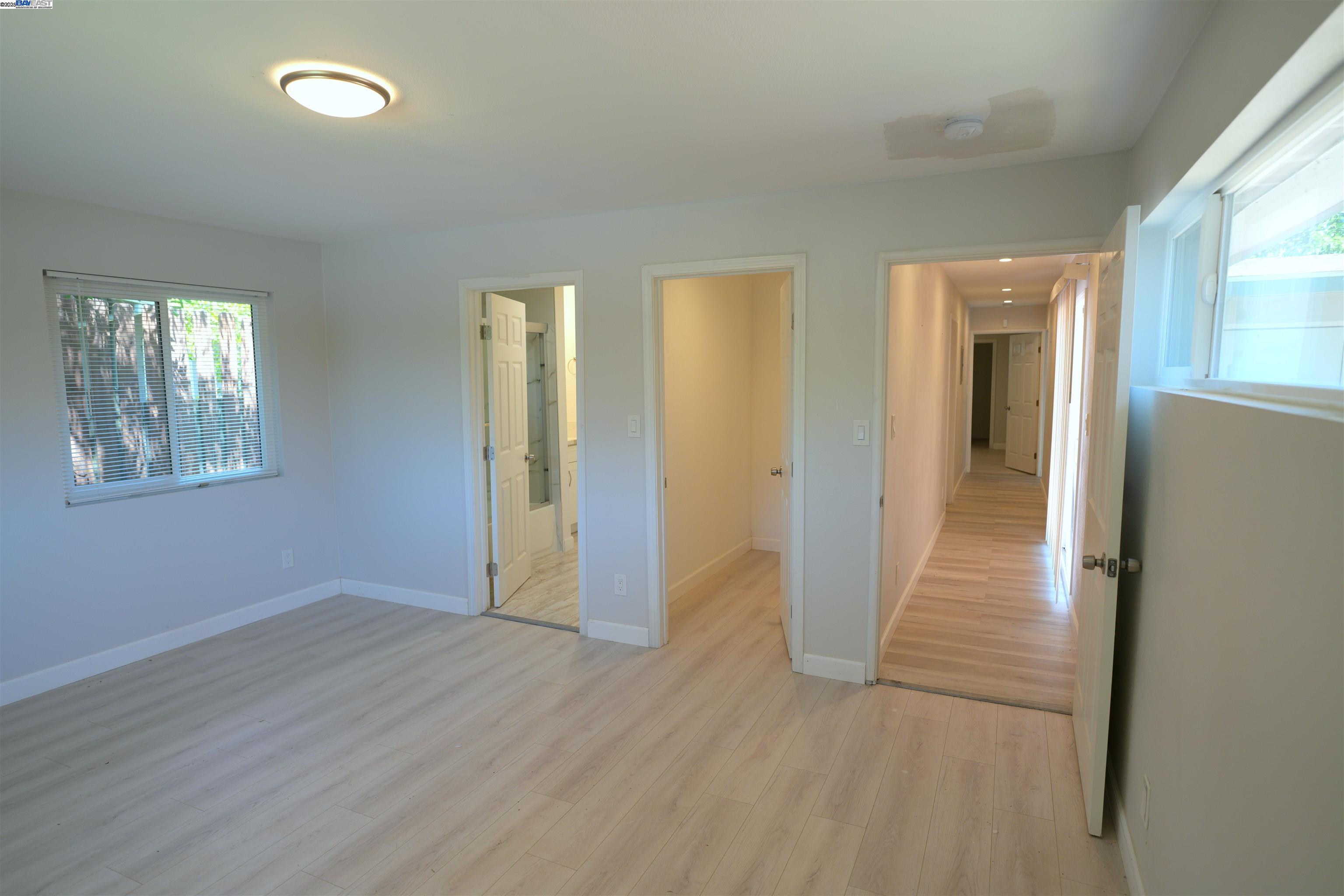 Detail Gallery Image 12 of 27 For 3180 Watt Ave, Sacramento,  CA 95821 - 4 Beds | 4 Baths